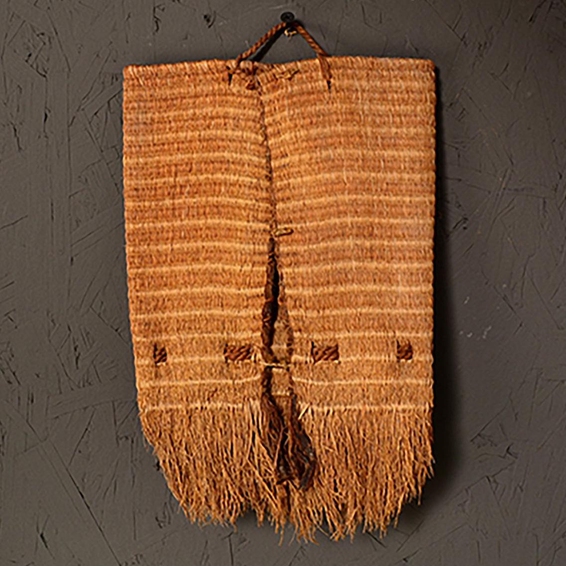 Wall Hanging Indian Weaved Bag Native American Decoration In Excellent Condition In Chula Vista, CA