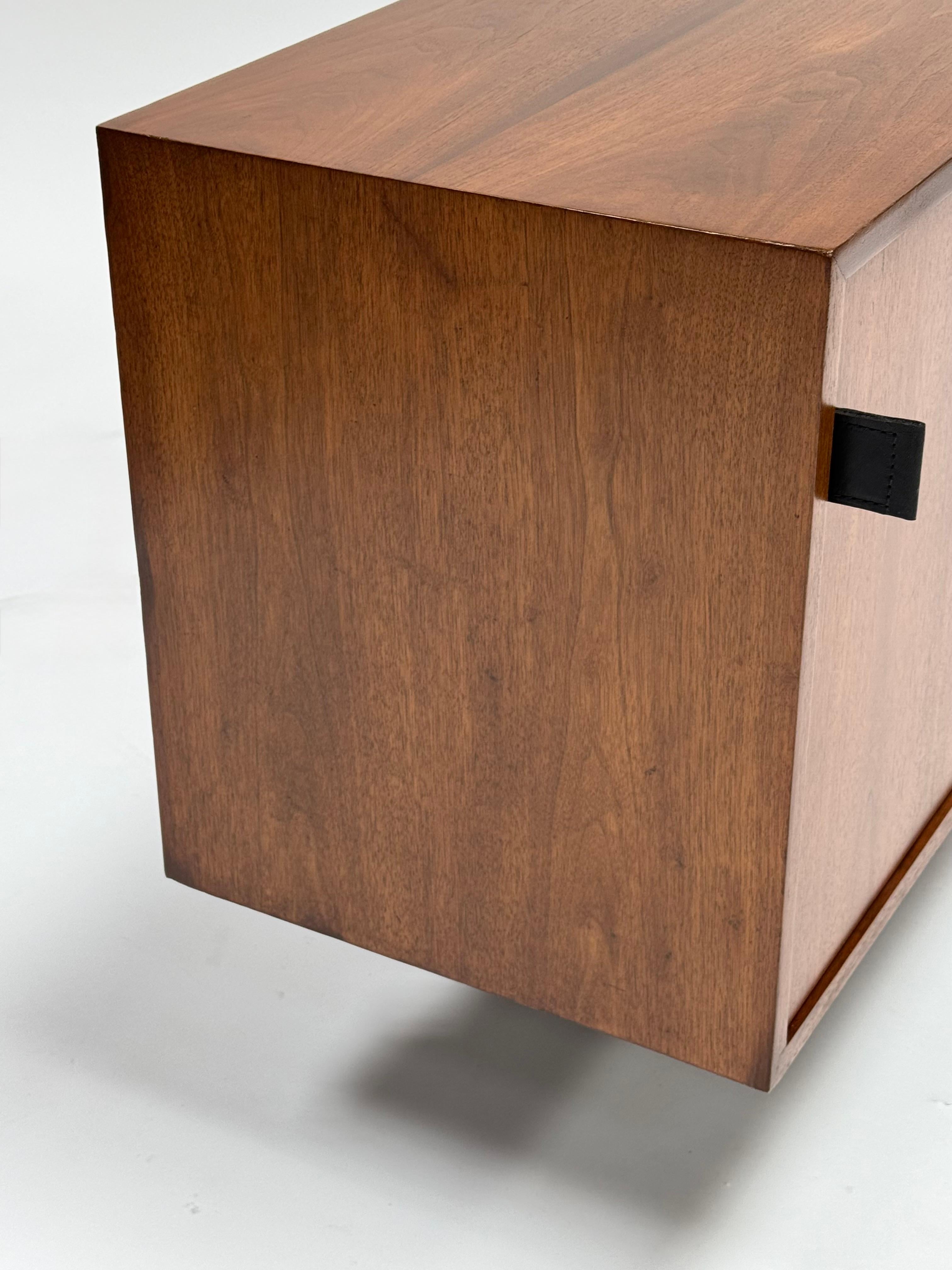 Wall Hanging Knoll Credenza in Walnut In Good Condition For Sale In Oakland, CA