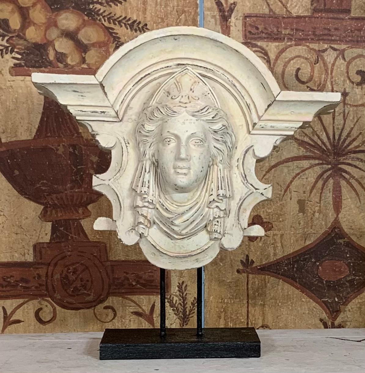Wall Hanging Minerva In Good Condition In Delray Beach, FL