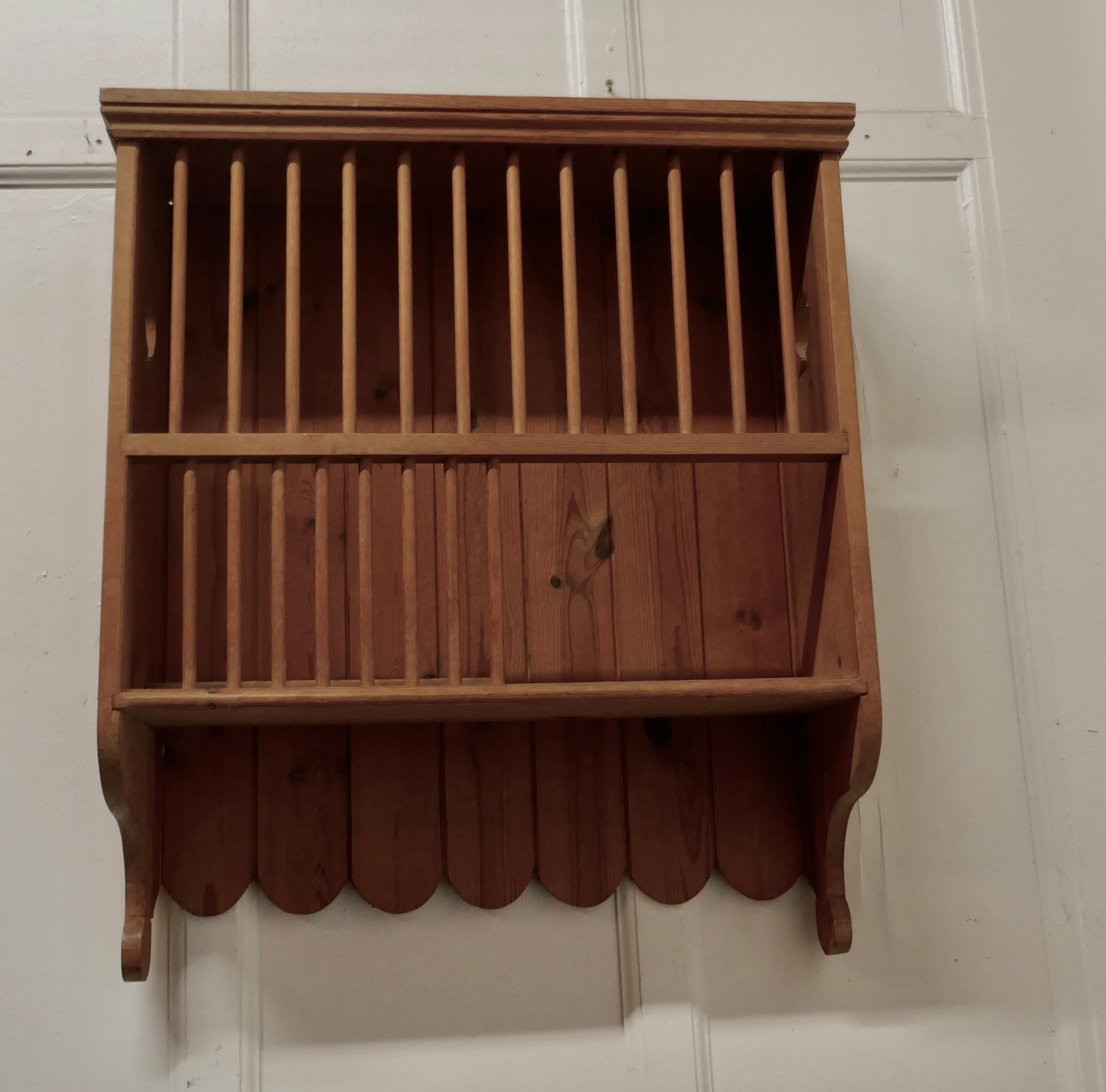 Country Wall Hanging Pine Plate Rack