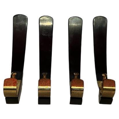 Wall Hooks Made of Bakelite and Brass, Austria Around 1950 In Good Condition For Sale In Vienna, AT