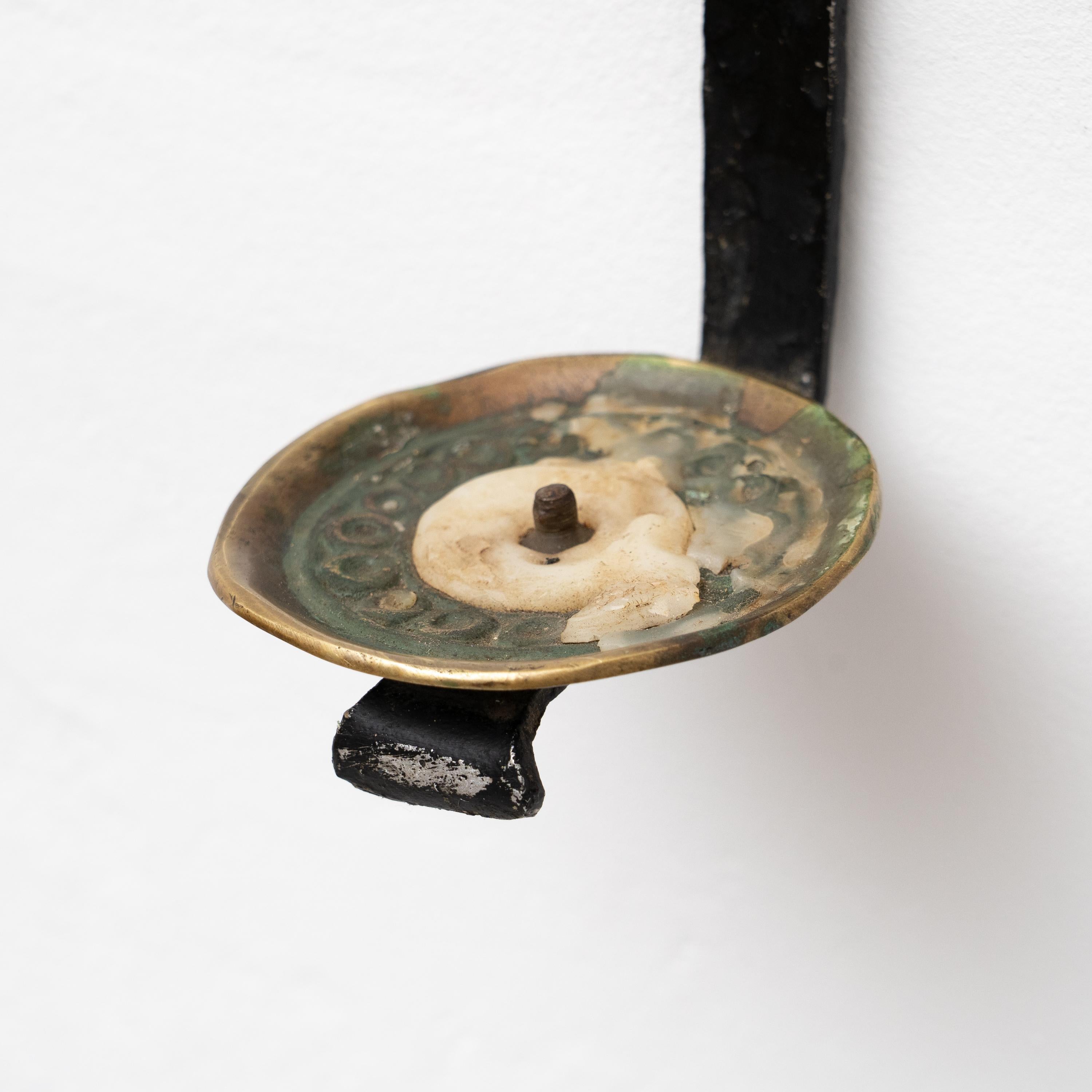 Portavelas de pared de hierro, circa 1950 en venta 4