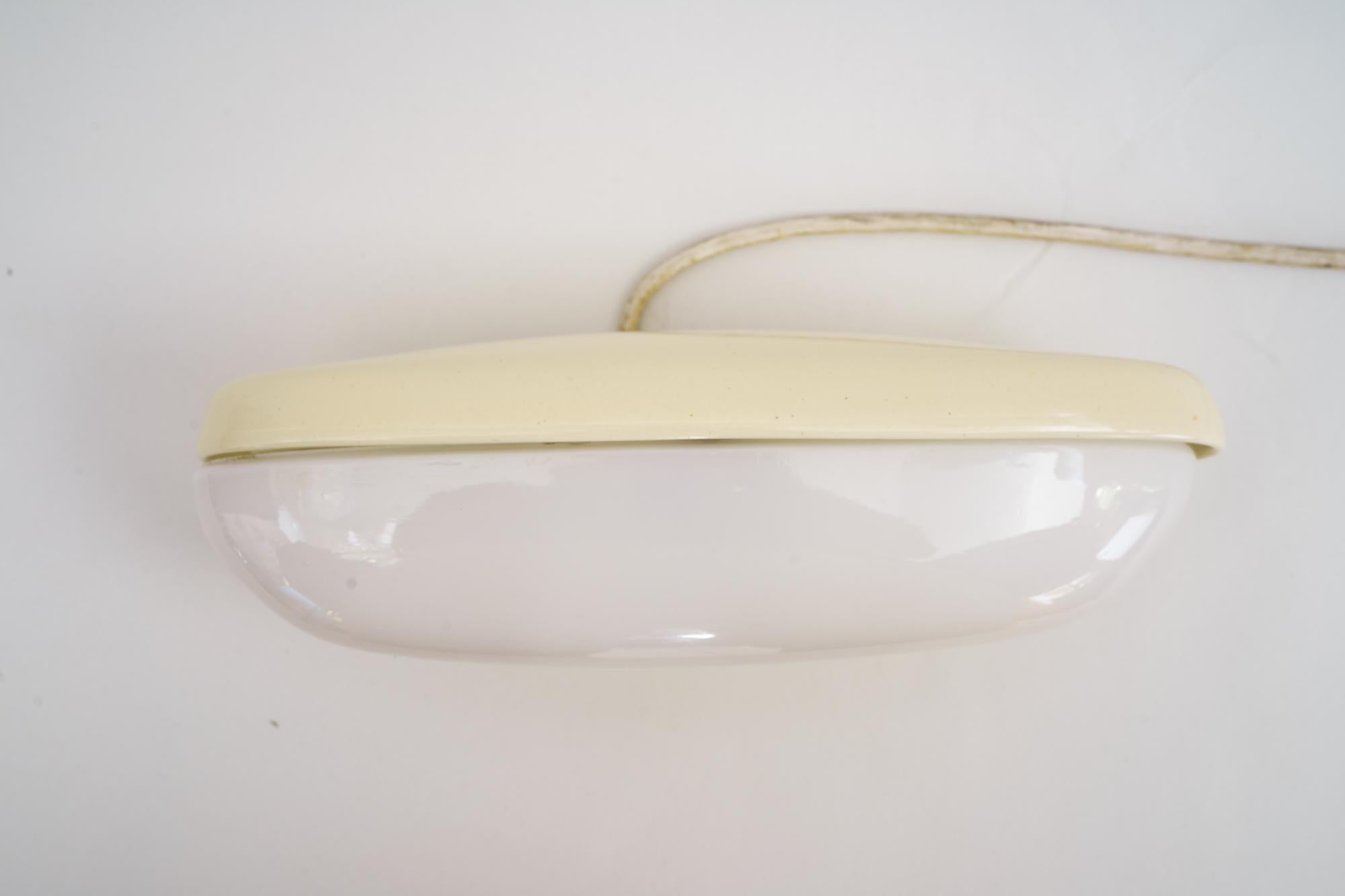 Wall Lamp Around, 1950s In Good Condition For Sale In Wien, AT