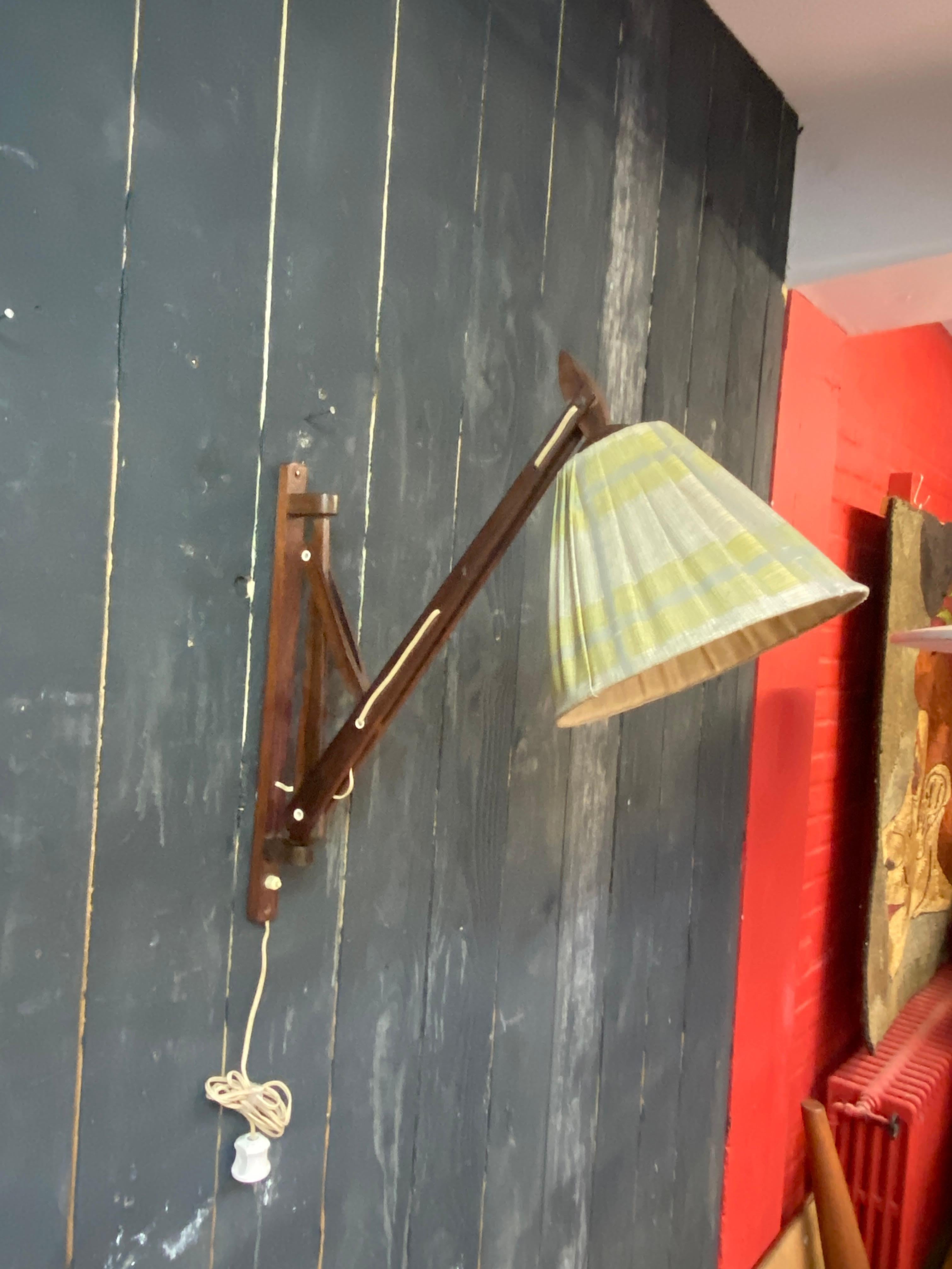 Lampe murale attribuée à  Erik Hansen, circa 1950 Bon état - En vente à Saint-Ouen, FR
