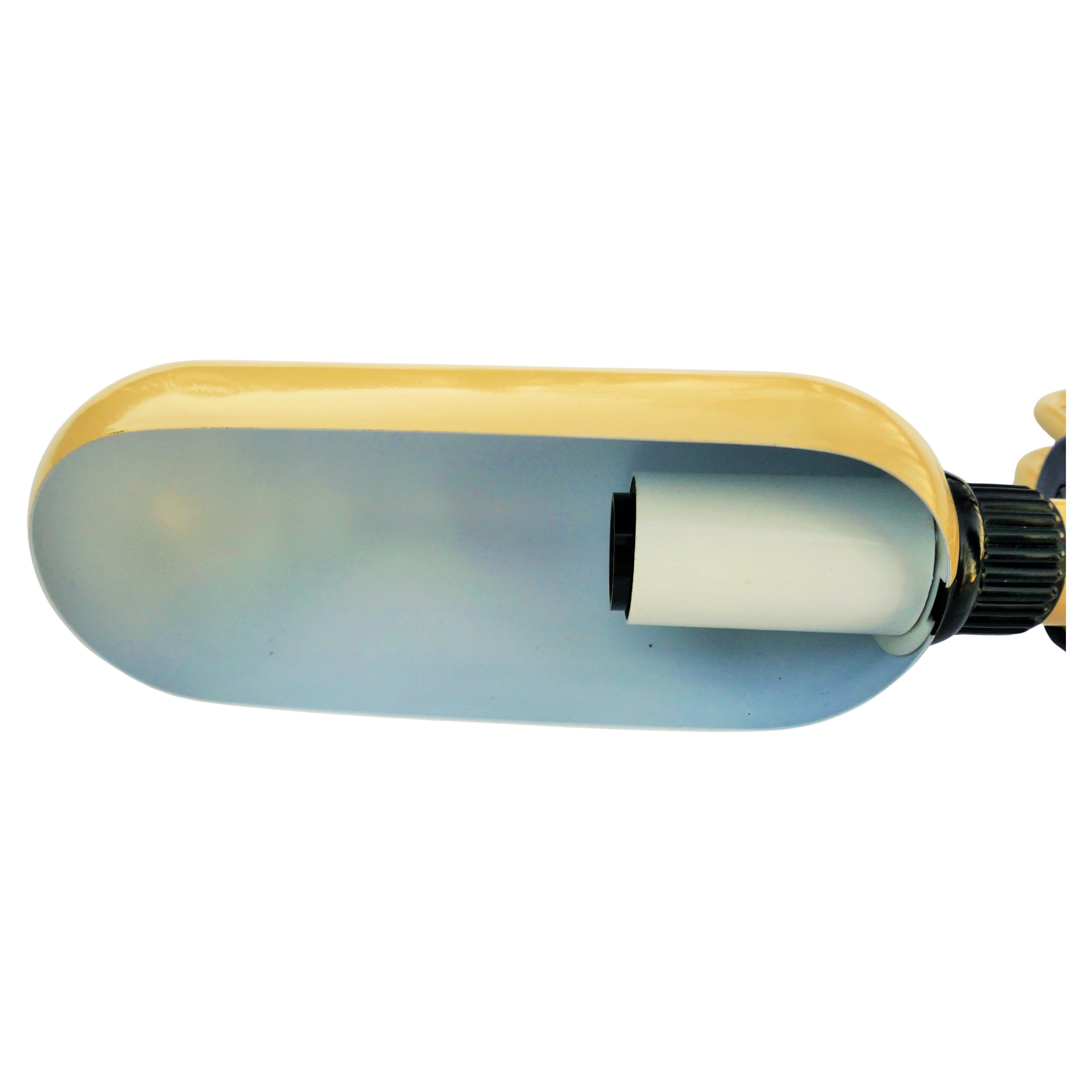 Modern Wall lamp attributed to Valenti For Sale