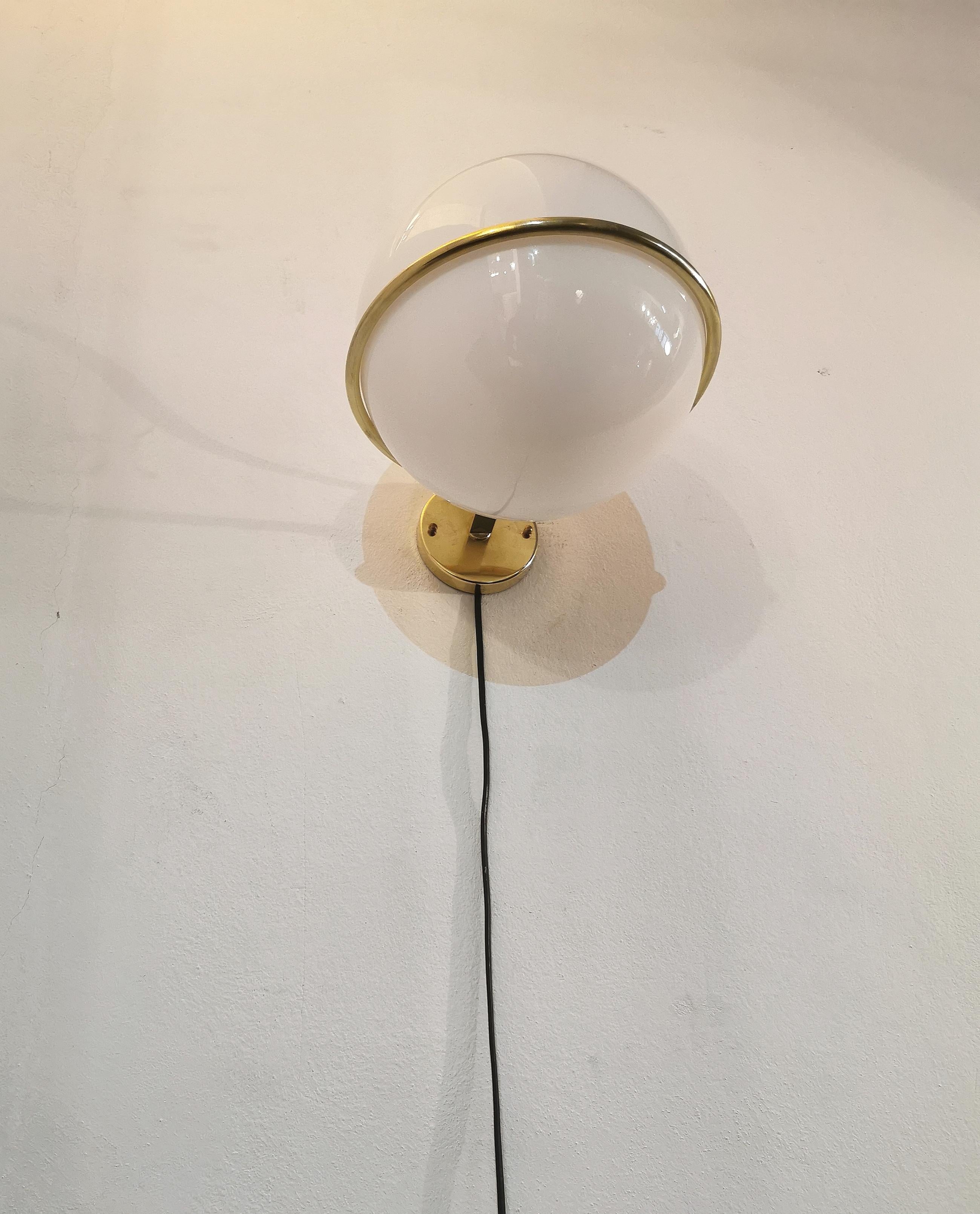 XX secolo Lampada a parete Sconce Wall Lamp Brass White Glass Midcentury Italian Design, 1960s in vendita