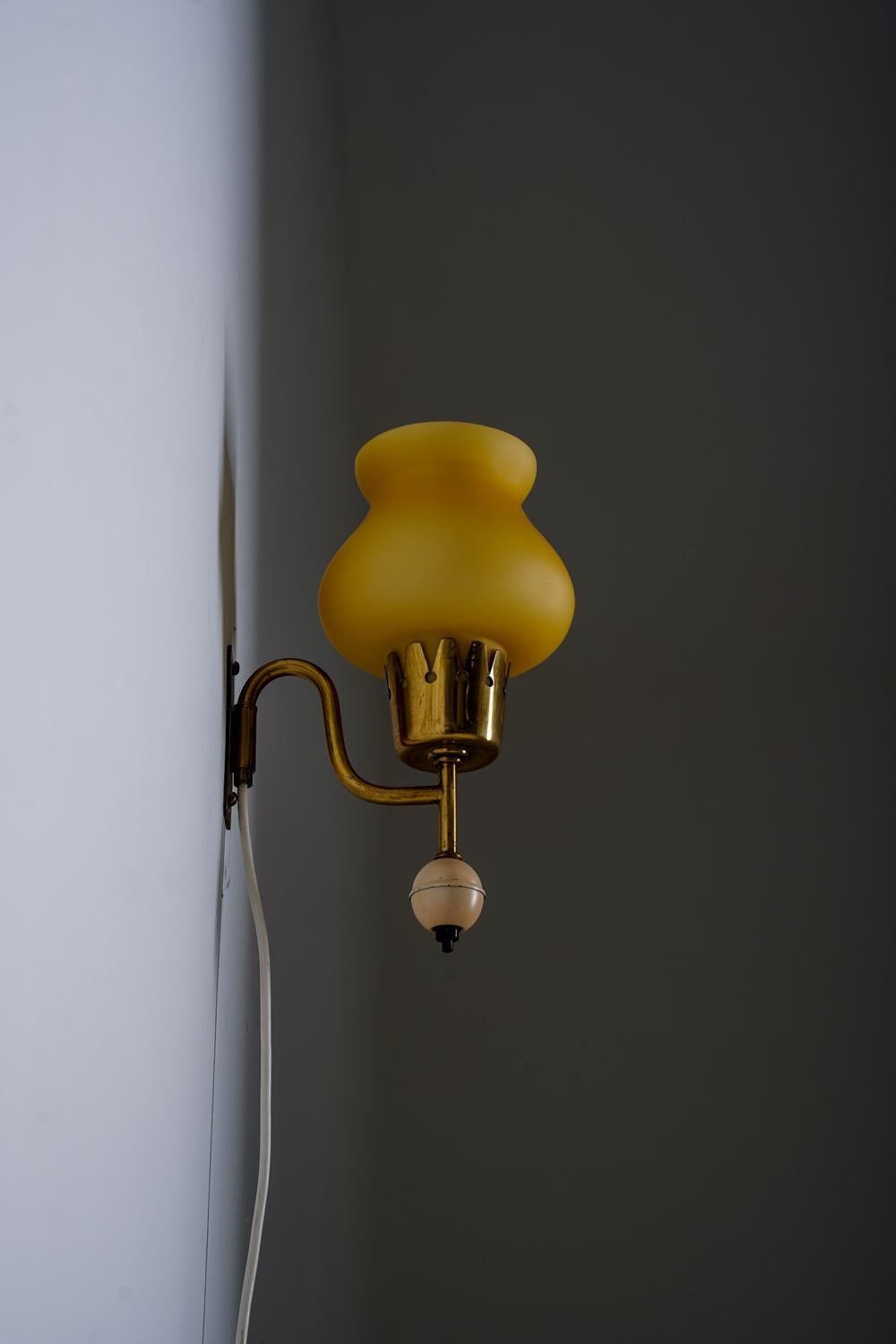 Lámpara de pared de Erik Tidstrand para Nordiska Kompaniet (NK), Suecia, años 50 siglo XX en venta