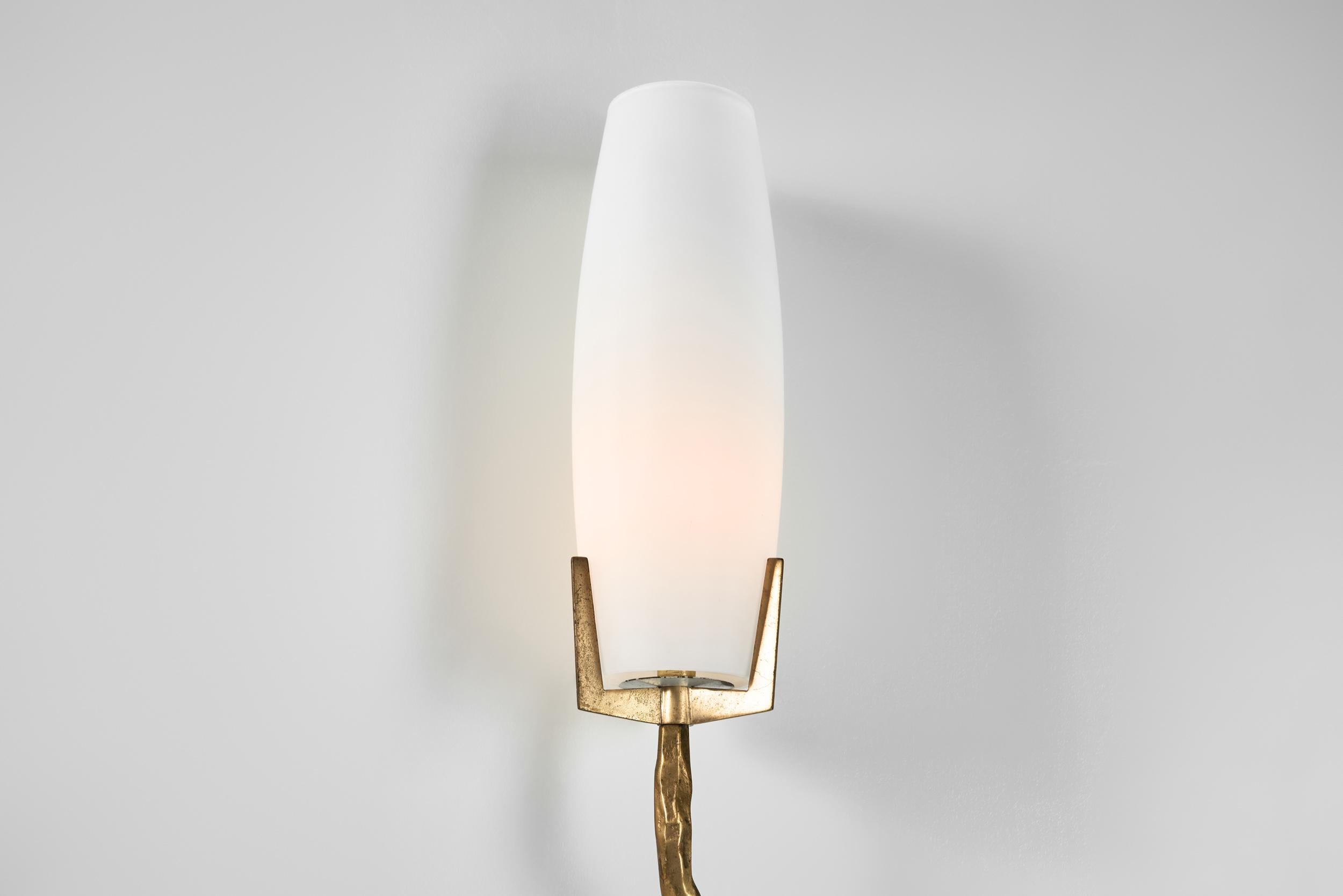 Wandleuchte von Félix Agostini (Attr.) für Maison Arlus, Frankreich ca 1960s im Angebot 4