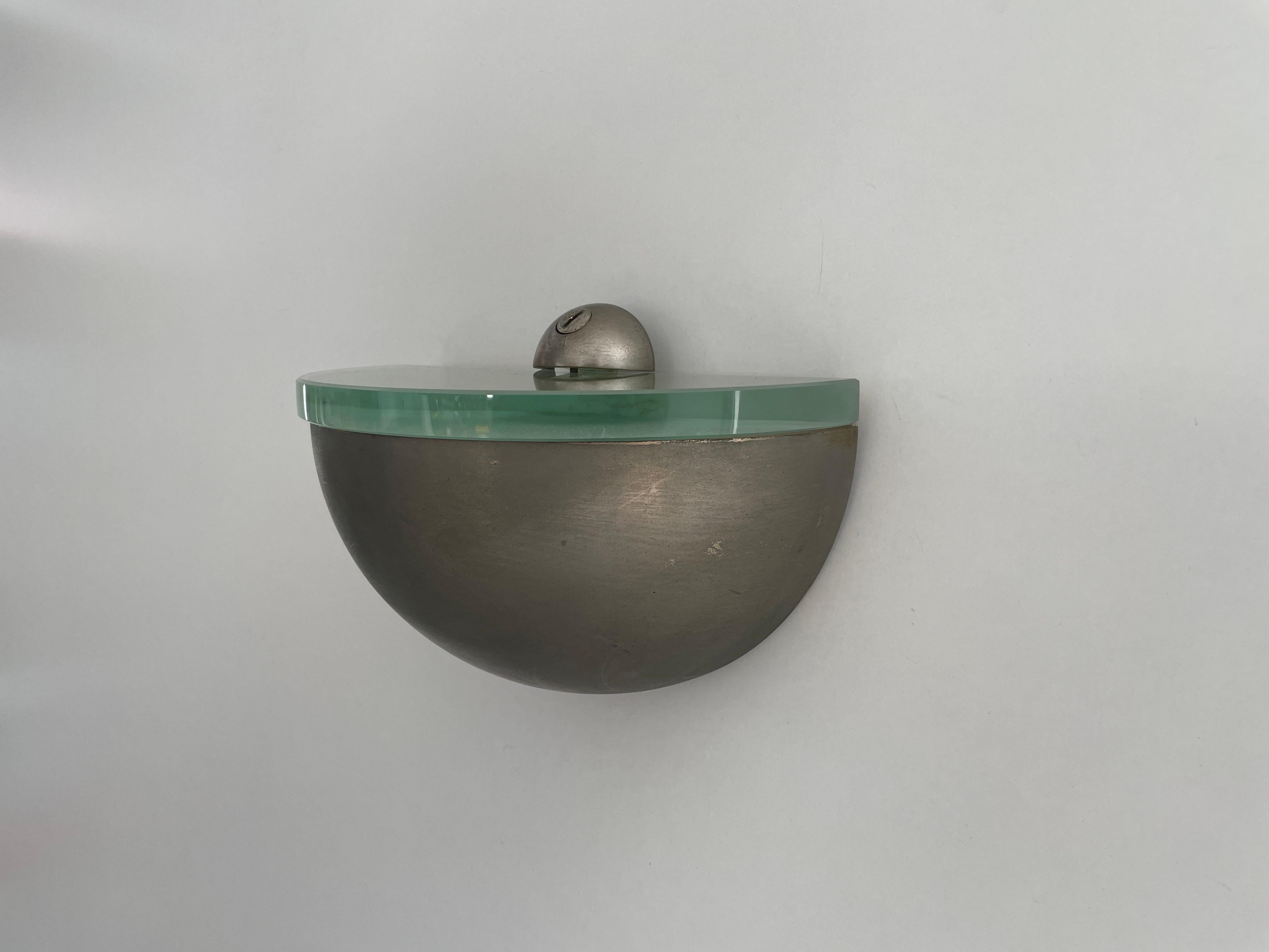 Mid-Century Modern Wall Lamp by Gianni Celada for Fontana Arte, 1970s, Italy For Sale
