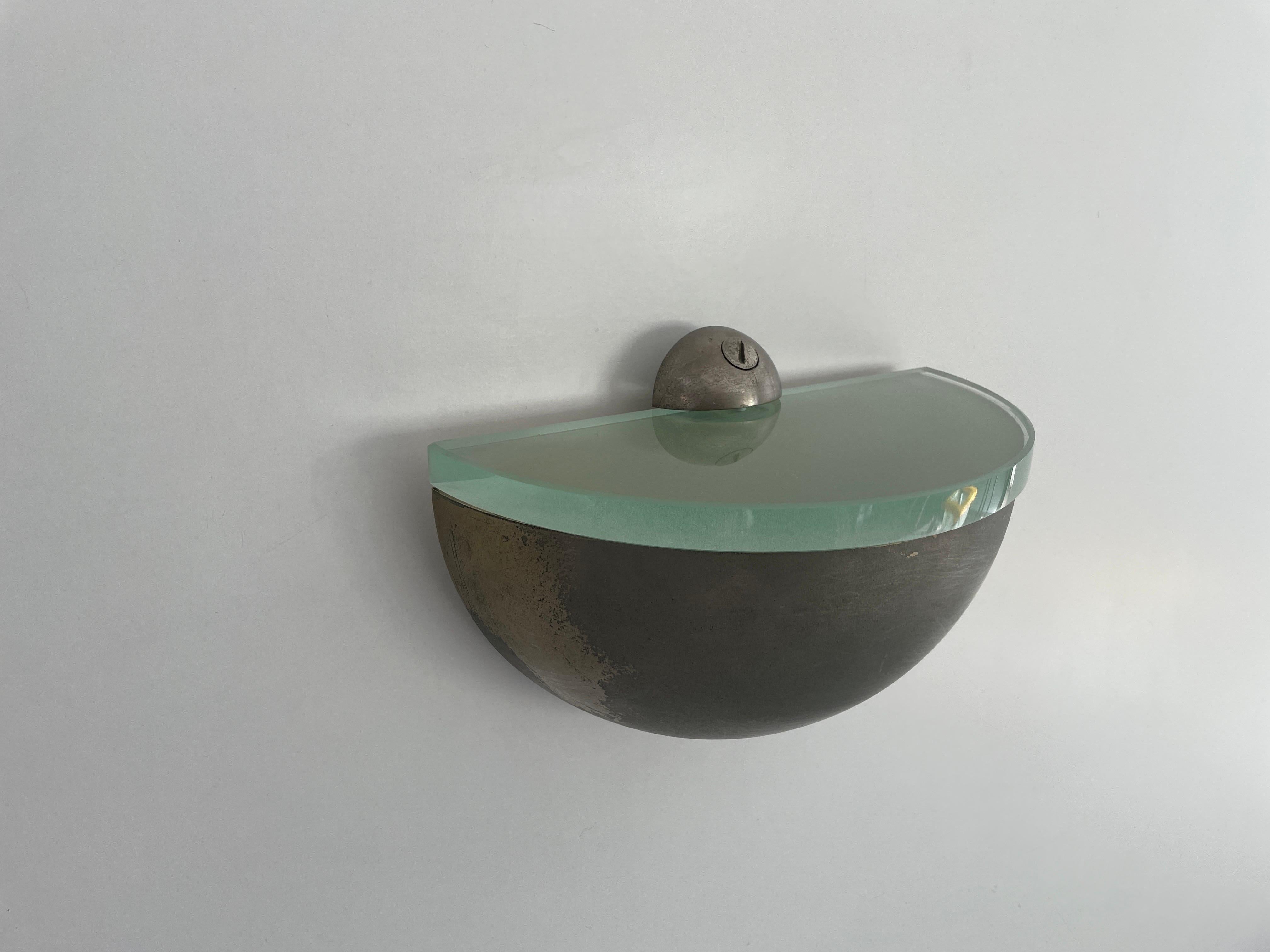 Wall Lamp by Gianni Celada for Fontana Arte, 1970s, Italy In Good Condition For Sale In Hagenbach, DE