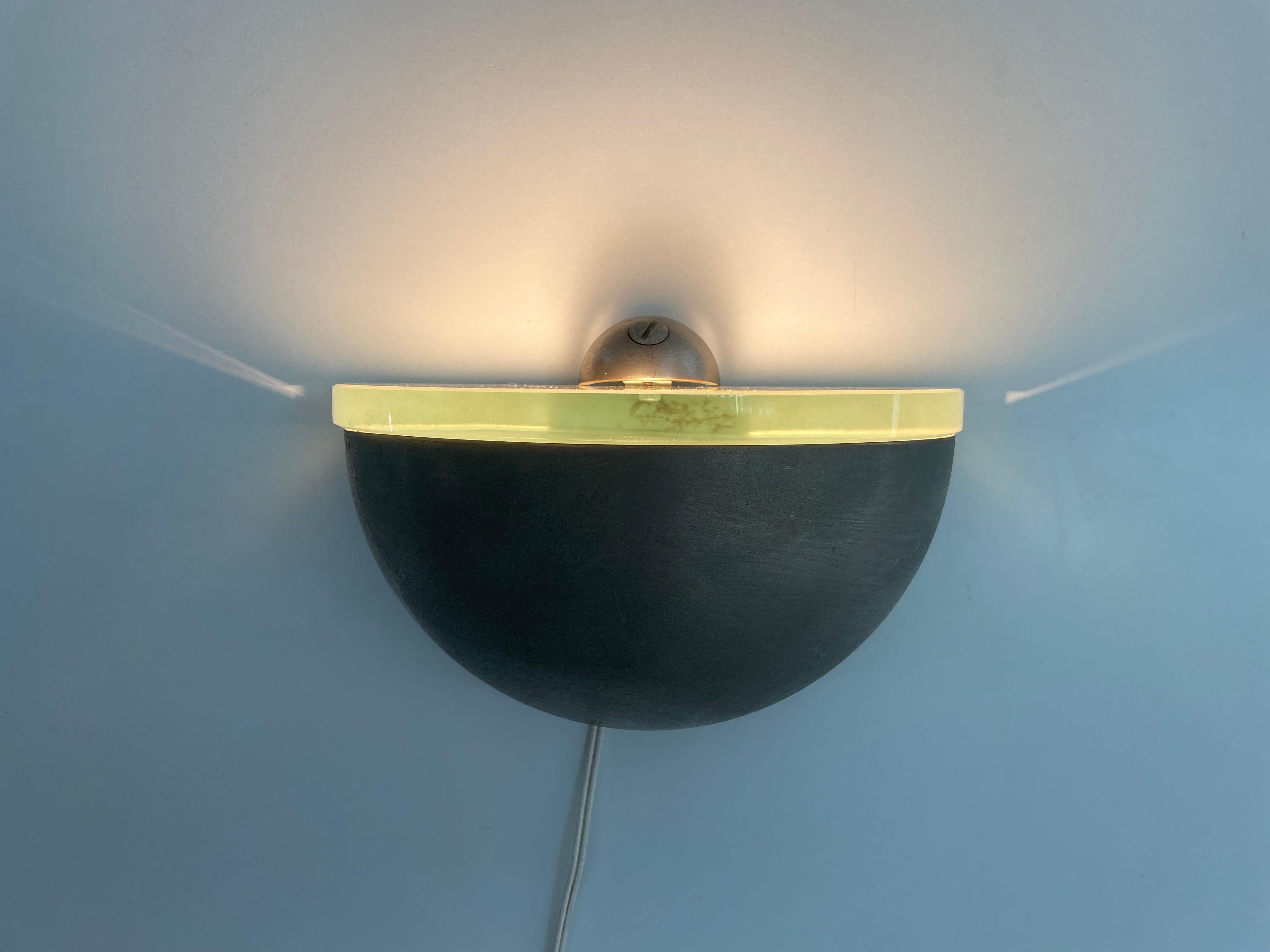 Wall Lamp by Gianni Celada for Fontana Arte, 1970s, Italy For Sale 2
