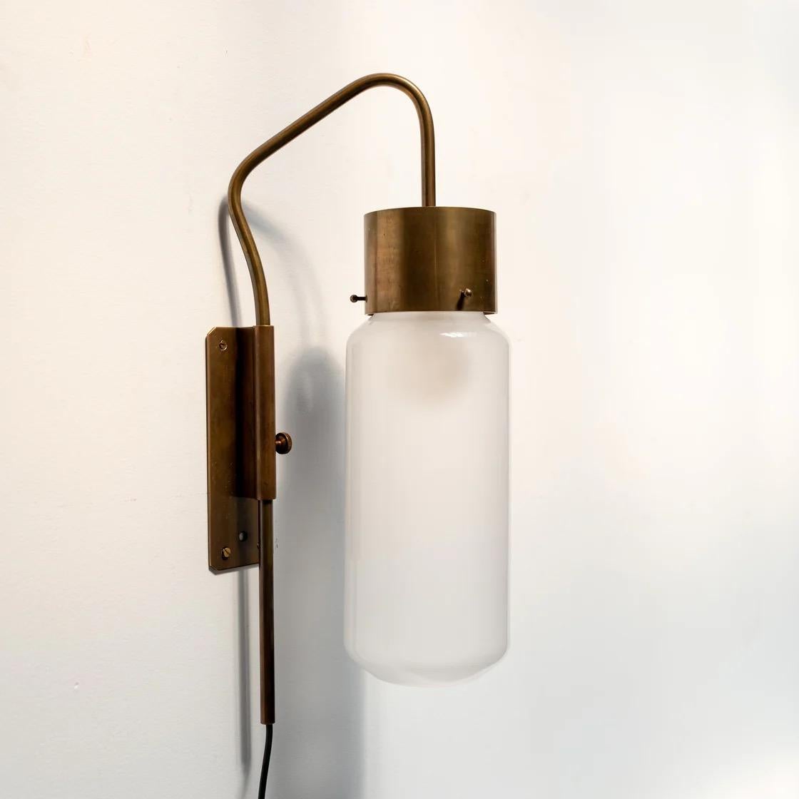 Lámpara de pared de Luigi Caccia Dominioni para Azucena mediados del siglo XX en venta