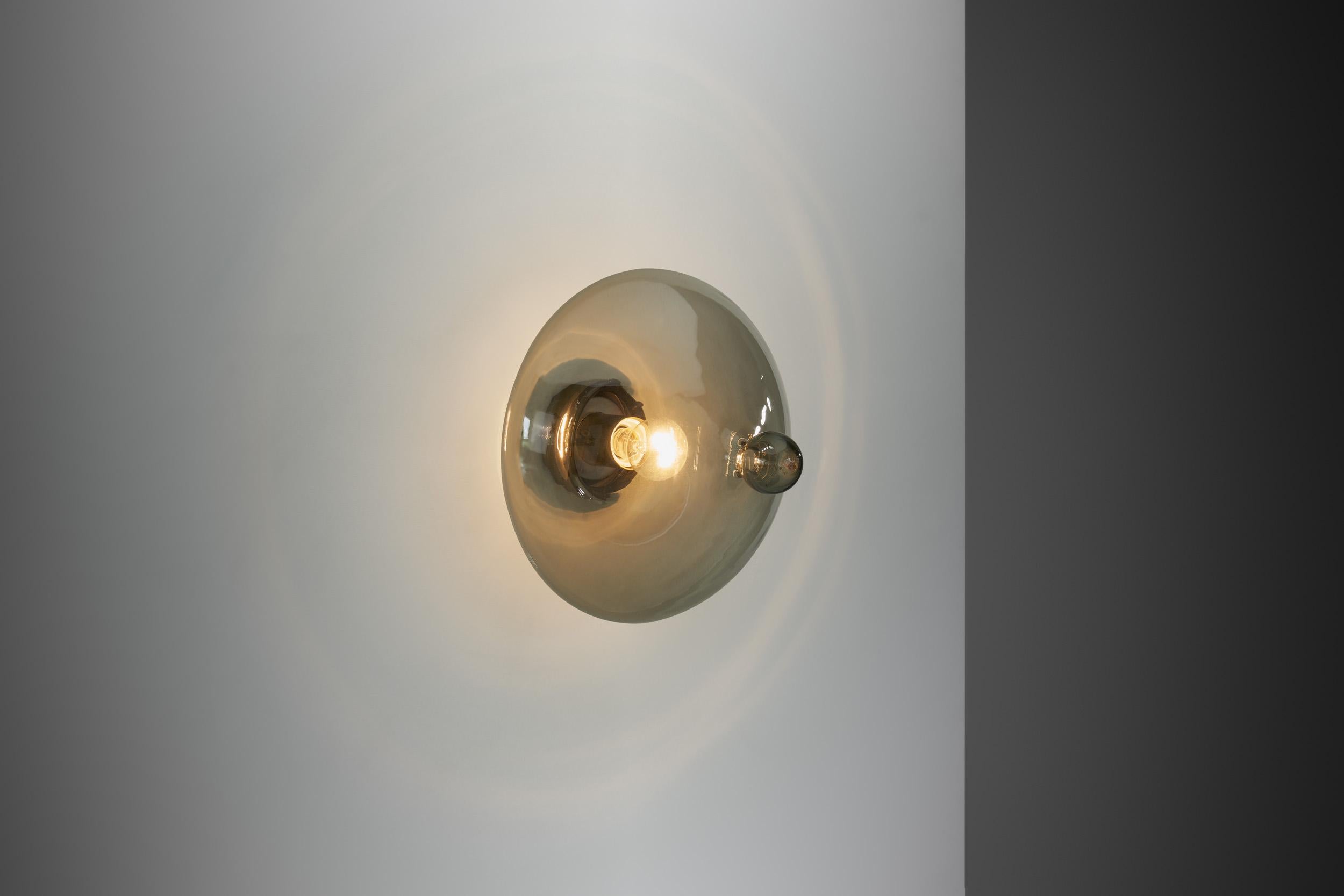 Dutch Wall Lamp “Chaparral” by Raak, The Netherlands 1960s For Sale
