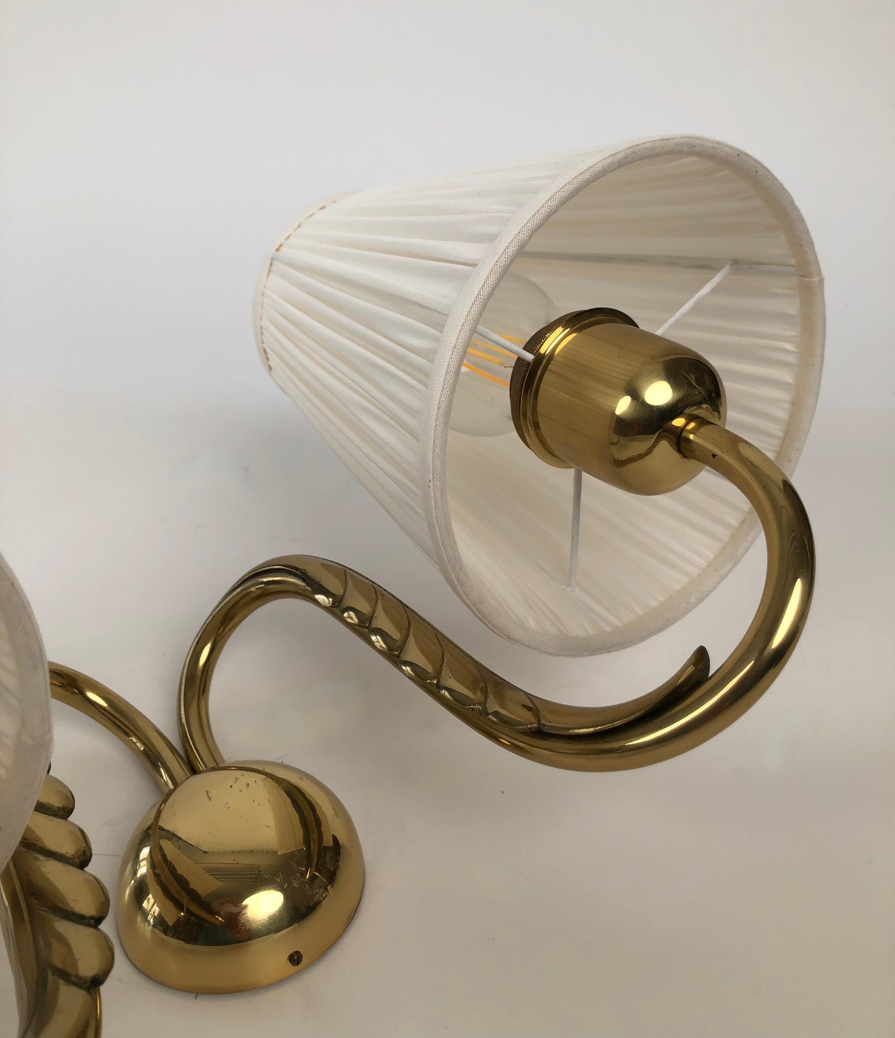 Mid-20th Century Wall lamp from Josef Frank in Brass with Silk Shades from the 1930's Austria For Sale