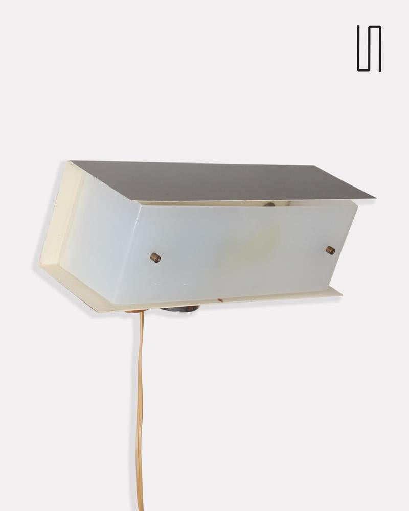 Lámpara de pared de Europa del Este para Napako, 1960 en Bueno estado para la venta en MONTESSON, FR