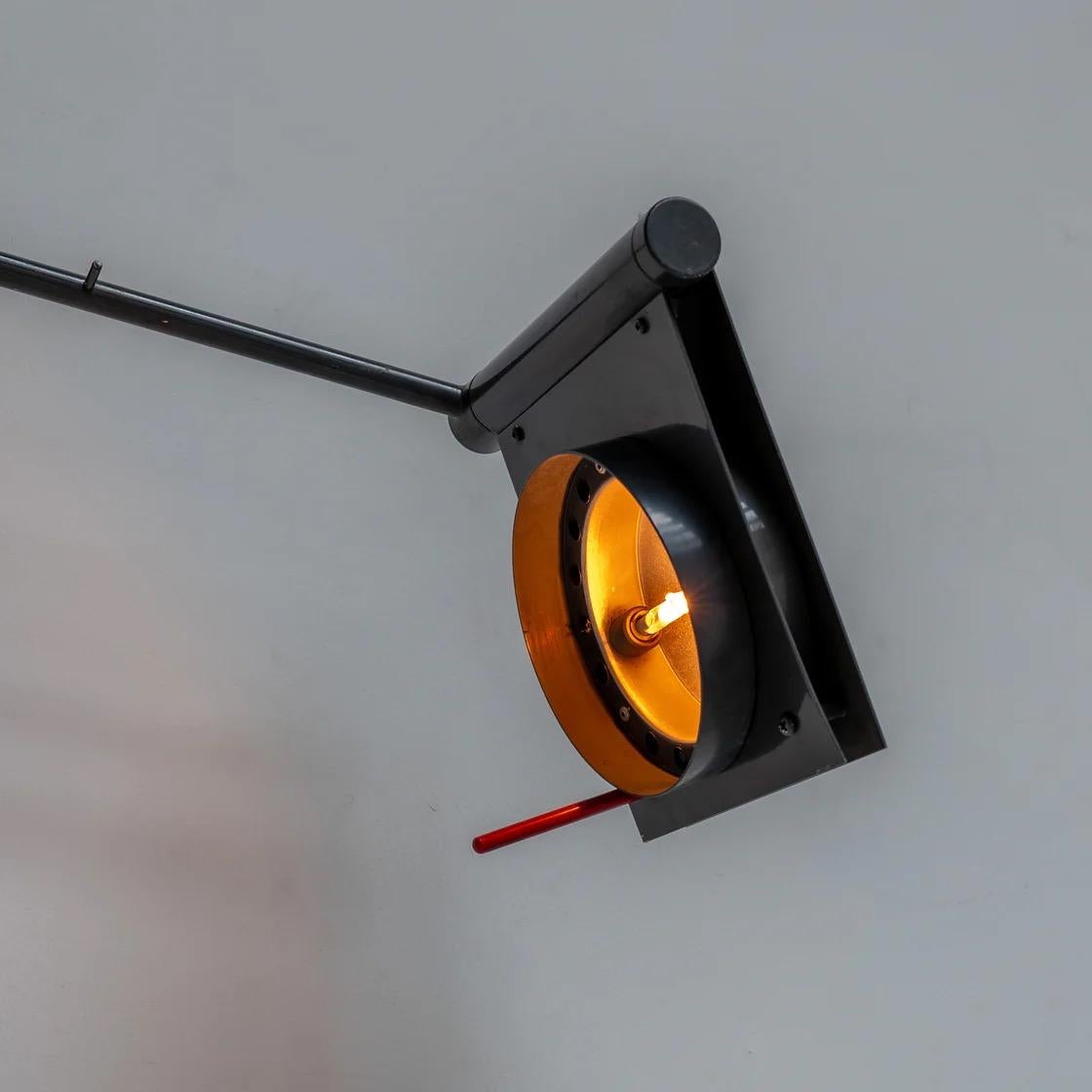 Lámpara de pared, Italia, años 90 finales del siglo XX en venta