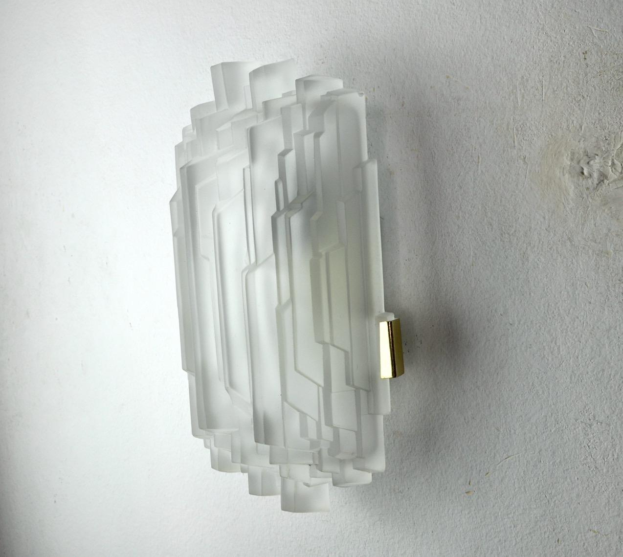 Hollywood Regency Wall Lamp J.T Kalmar, Frosted Glass Austria, 1970 For Sale