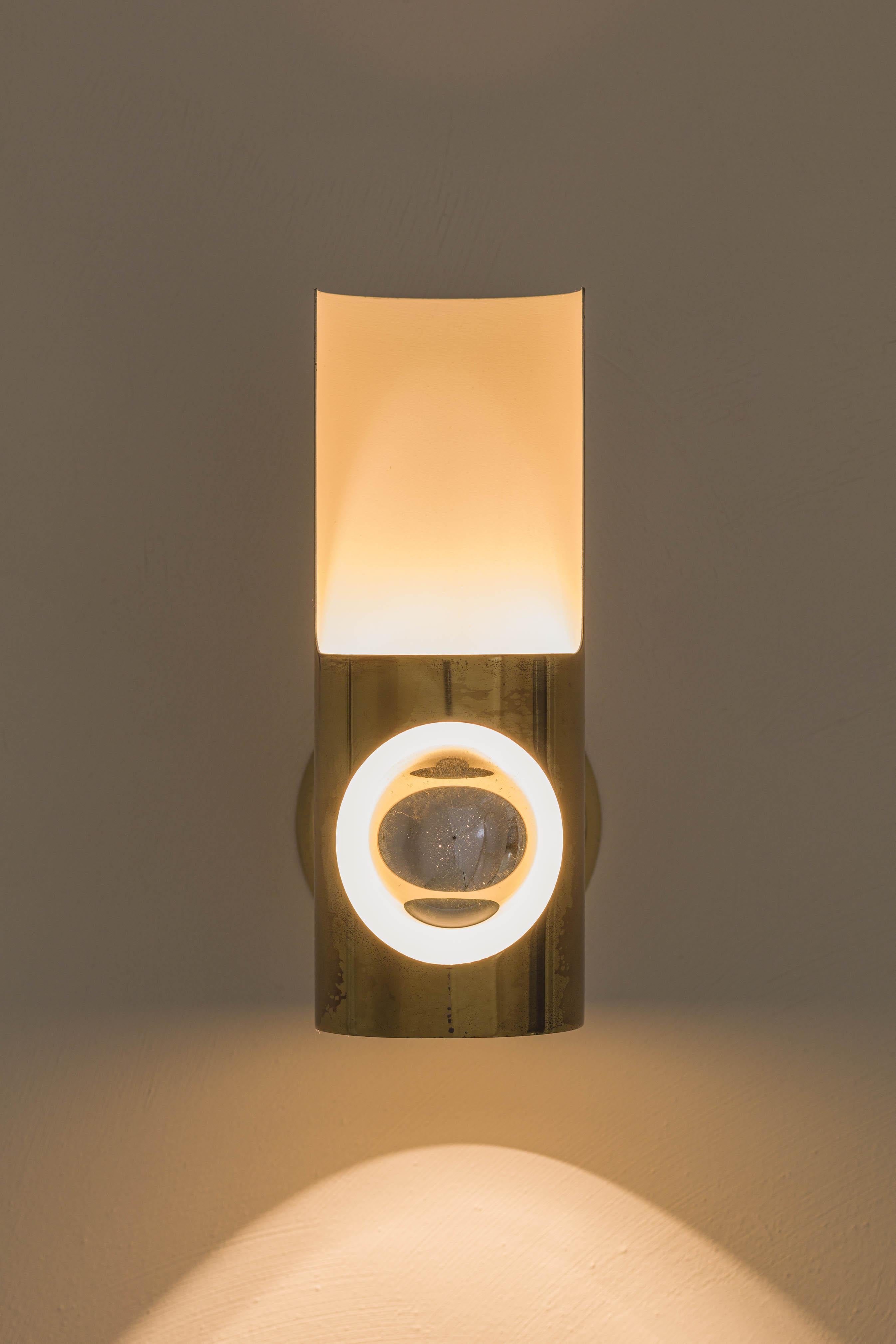 Lampada da parete. Lustres Pelotas, Design brasiliano, Midcentury Modern In condizioni buone in vendita a New York, NY