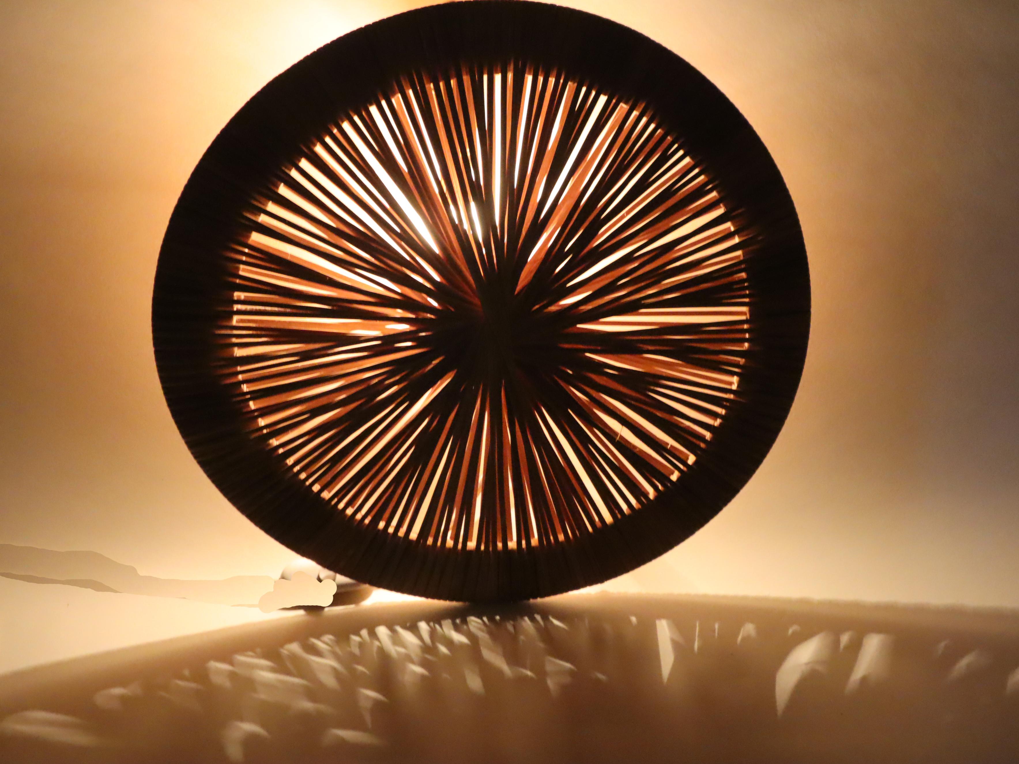 Lampe murale en bambou tressé en forme de soleil, Italie, années 1960 en vente 5