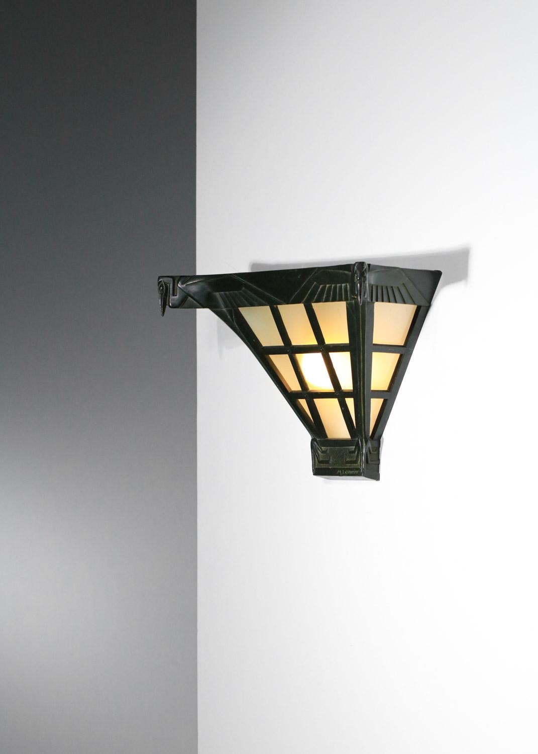 Wandleuchte Max Le Verrier aus antiker Patina-Bronze im Angebot 2