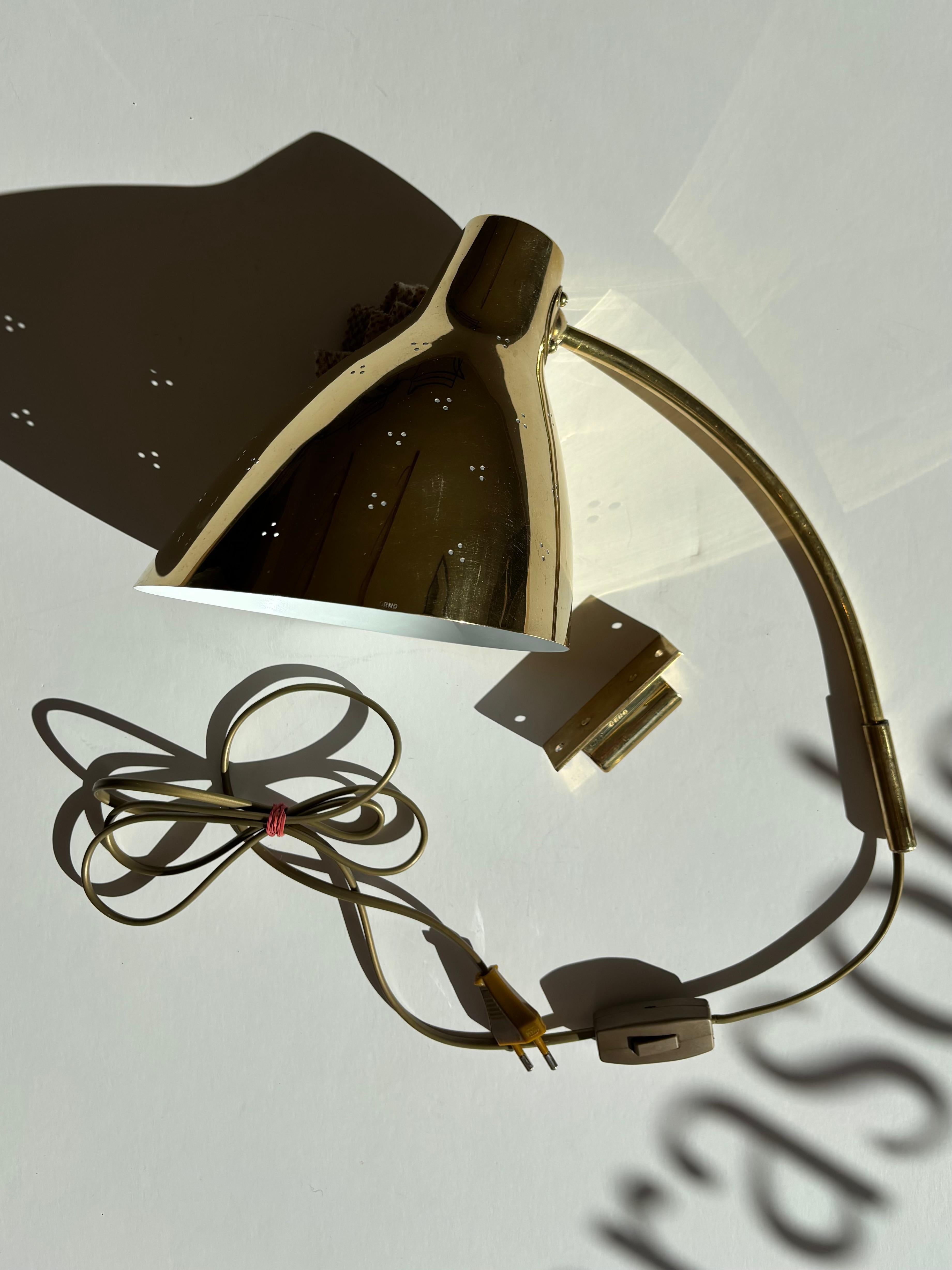 Wall lamp model “50-055” by Lisa Johansson-Pape for Orno OY For Sale 8