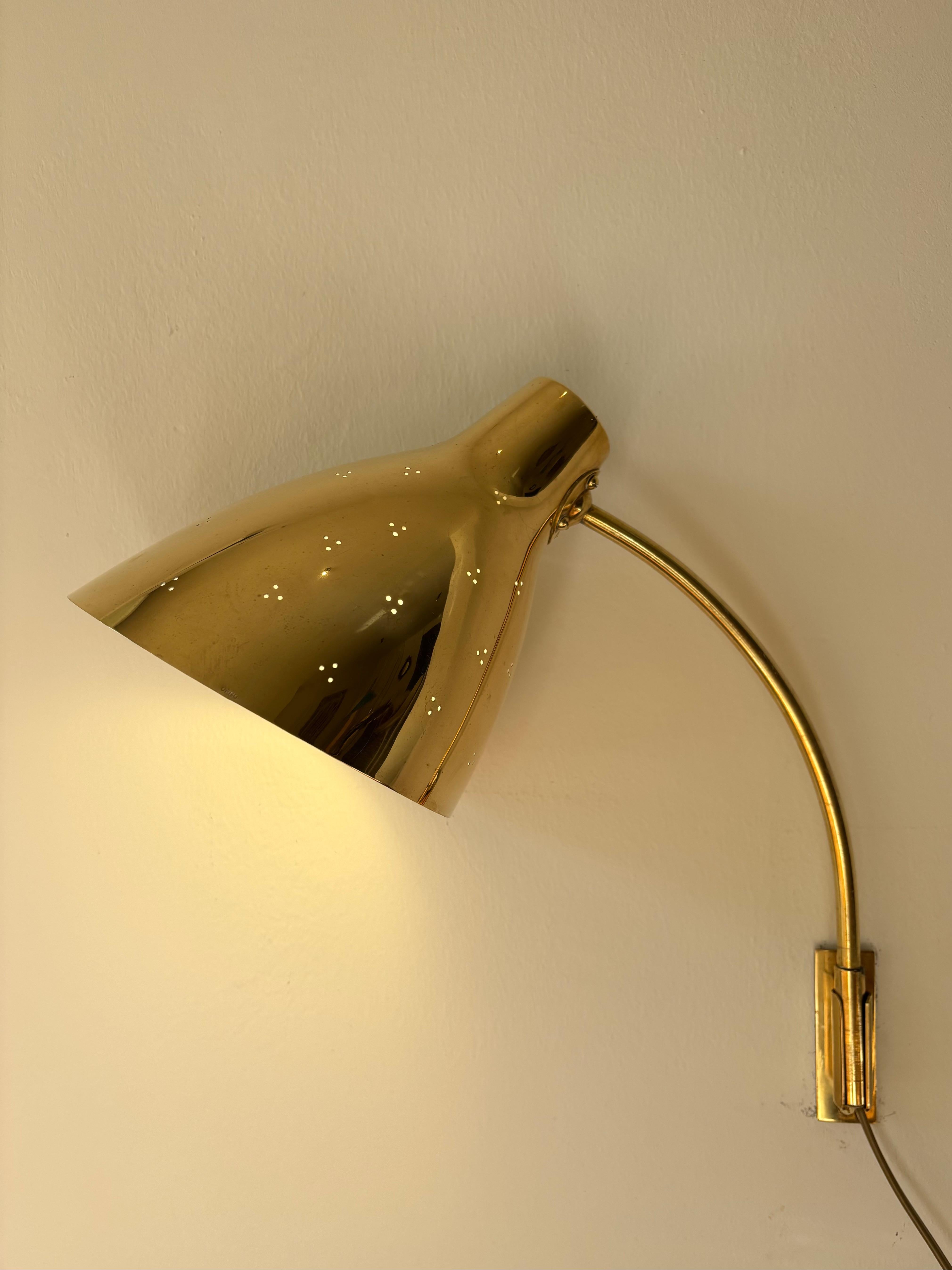 Brass Wall lamp model “50-055” by Lisa Johansson-Pape for Orno OY For Sale