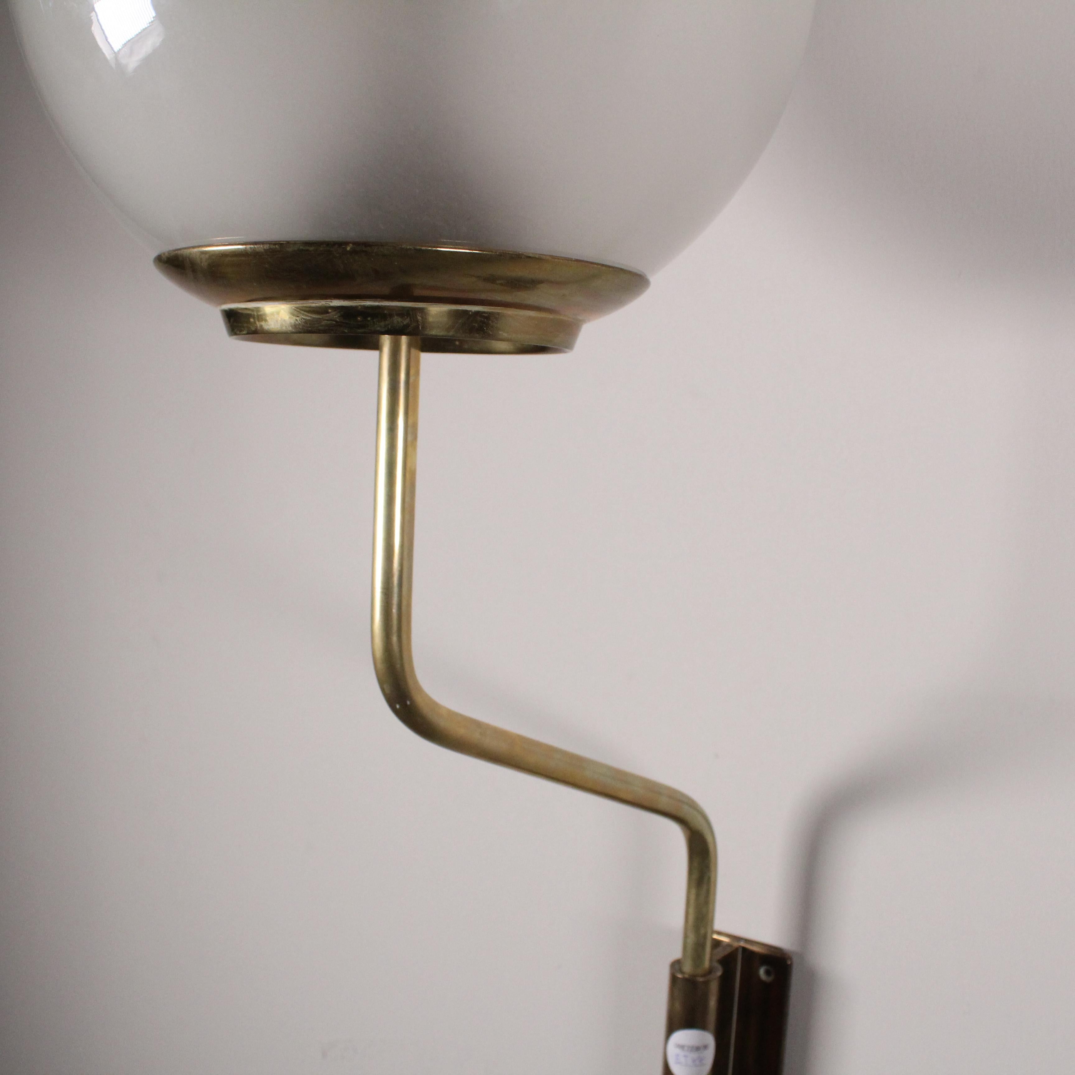 Brass Wall lamp model LP11, Luigi Caccia Dominioni, 1950 Circa