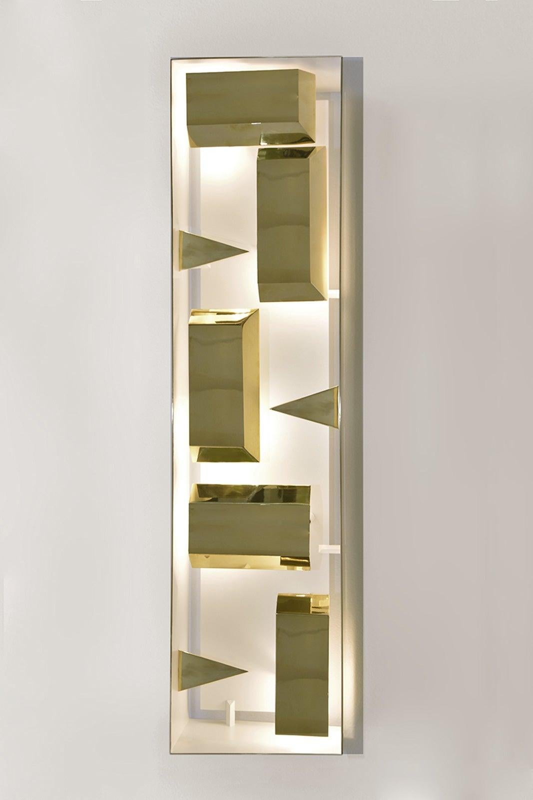 Wall lamp rectangular 'Screen of Light' Gio Ponti Limited Edition 2012 2017 polished brass Wall sculpture light, wall sconce in polished brass, timeless iconic design. Handcrafted product, realized by Pollice Illuminazione from the original drawings