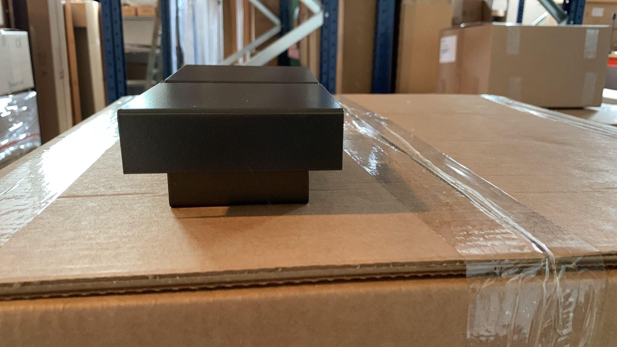 Belgian Wall lamp Square 2G Bronze designed by Christophe Gevers in 1971 For Sale