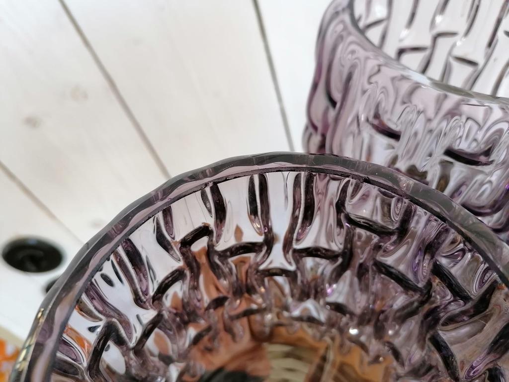 Lámpara de pared Teca y cristal violeta de Rupert Nikoll en venta 2