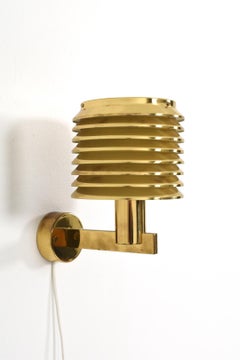 Applique murale V-299, par Hans-Agne Jakobsson, laiton, style « Mid-Century Modern »