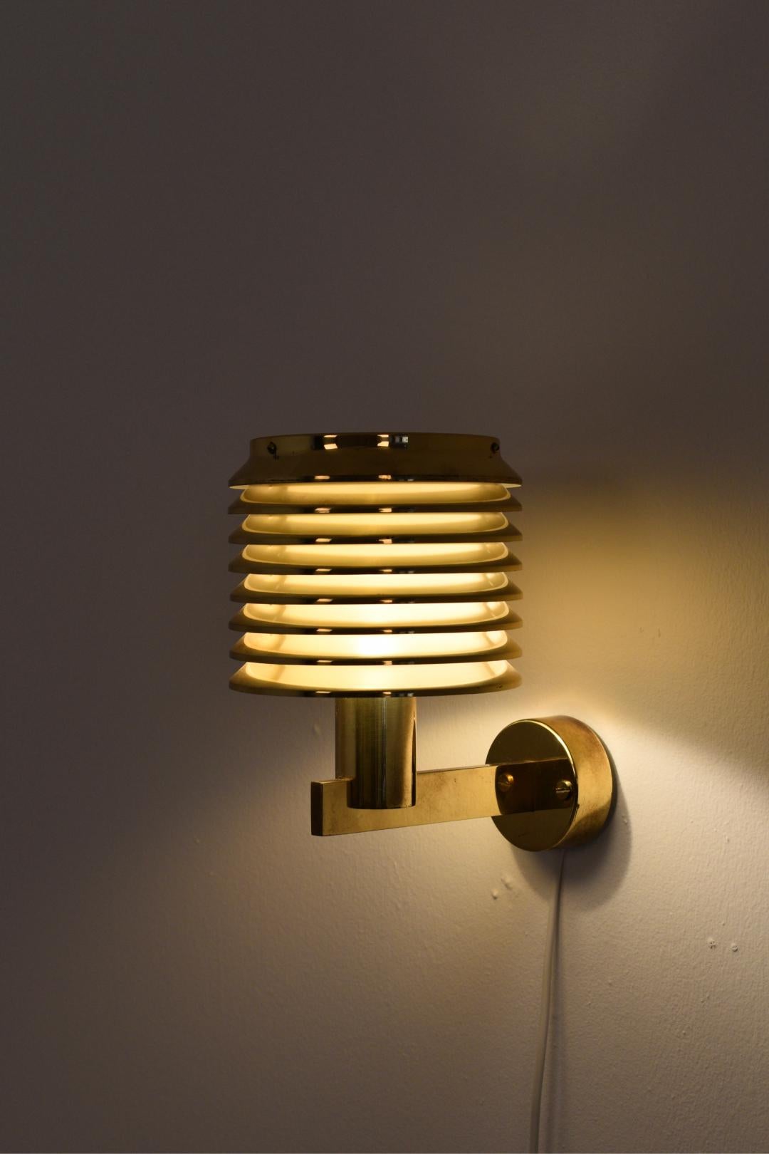 Lámpara de pared 