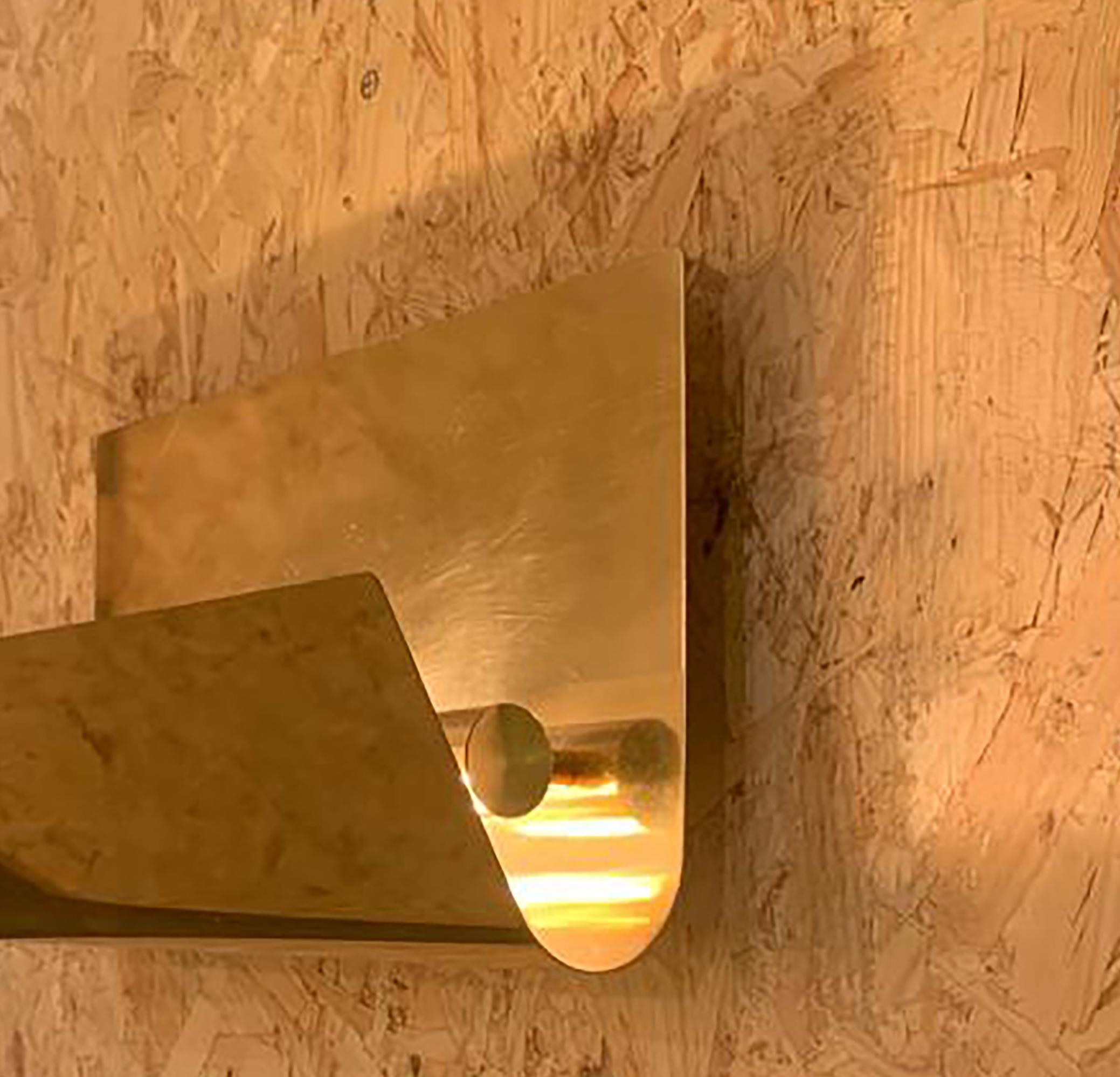 Mid-Century Modern Wall lamp Wave designed in 1968 For Sale