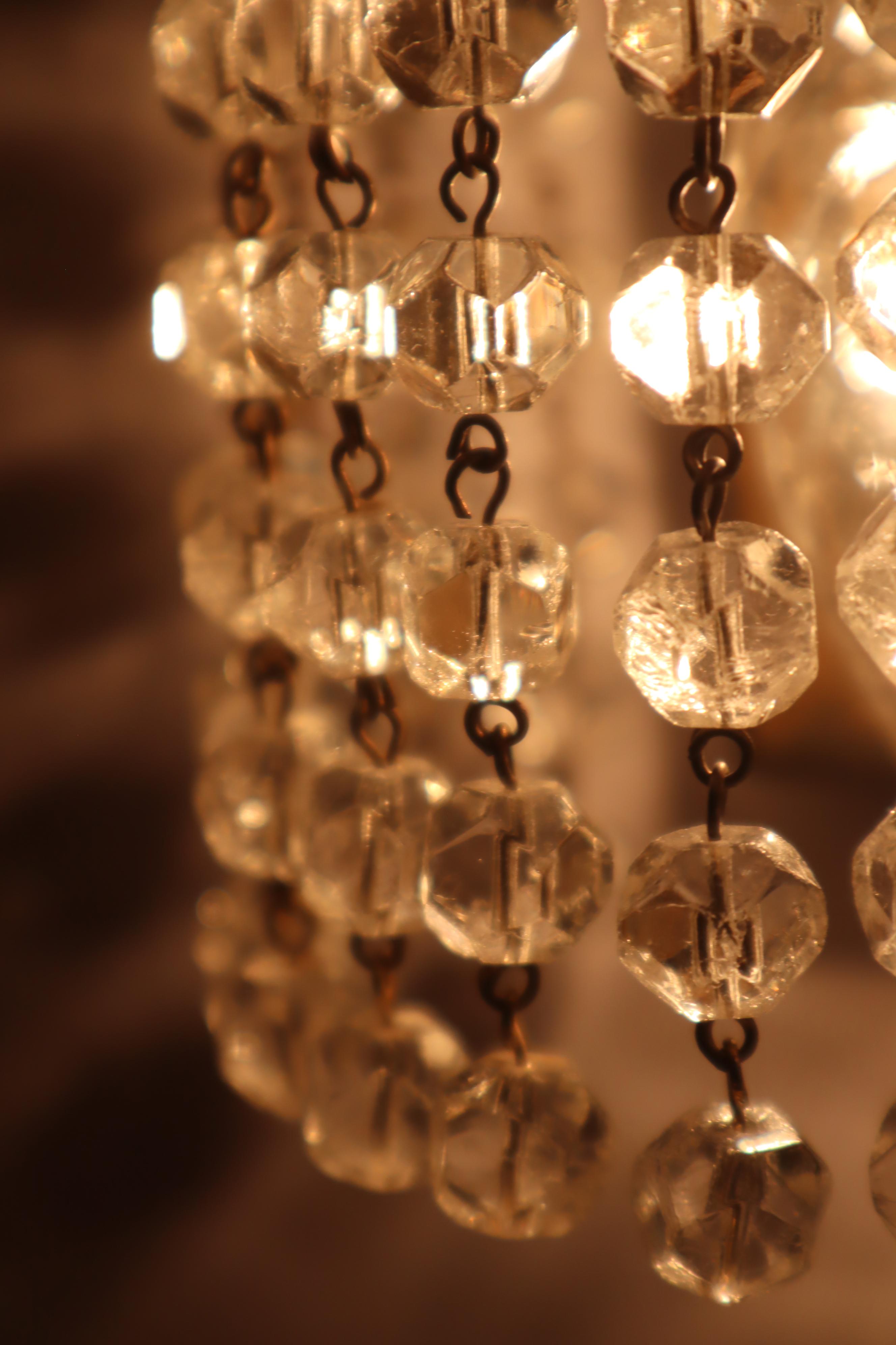 Lampe murale avec perles de cristal et laiton par Bakalowits, Autriche, années 1960 en vente 2
