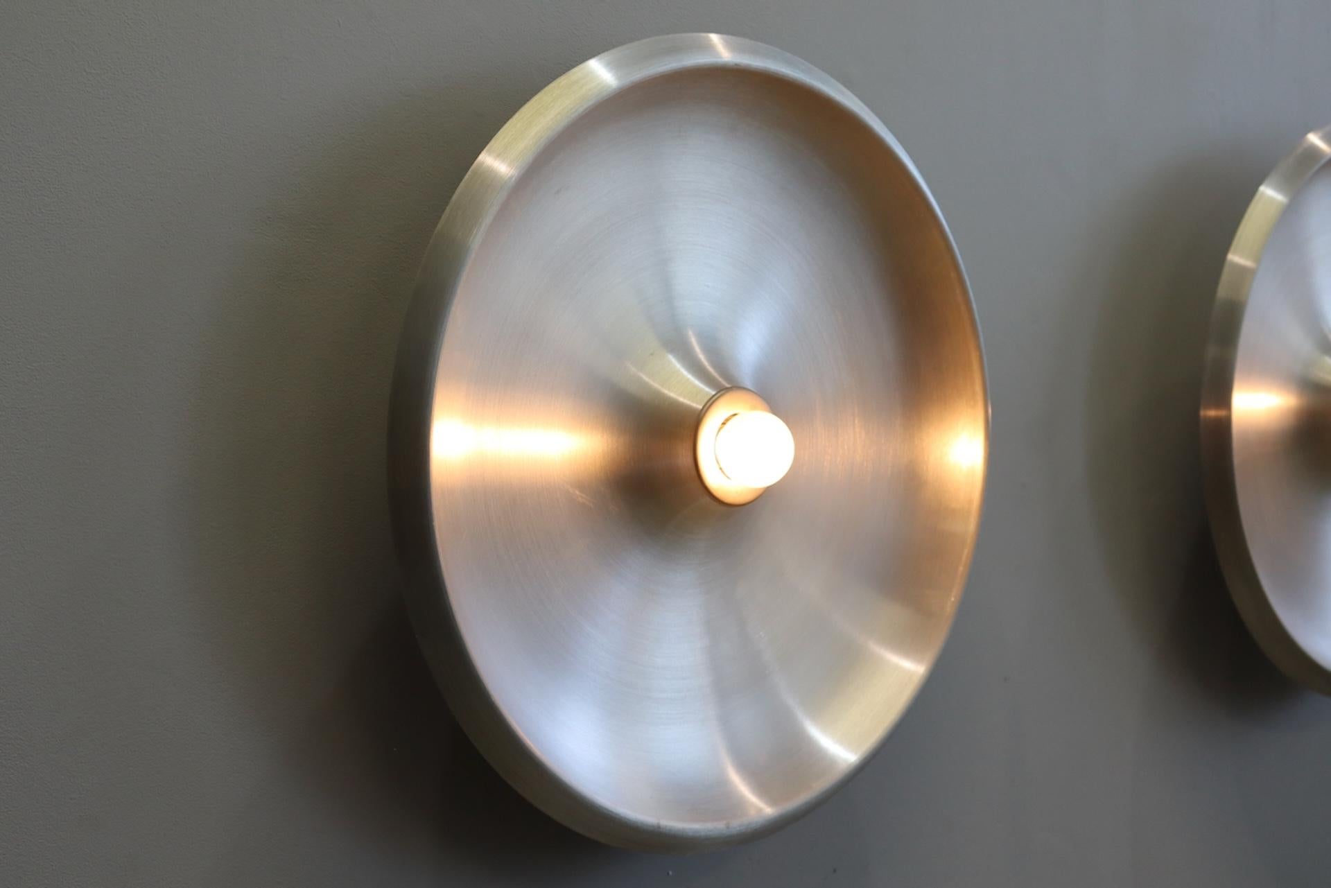 Wall Lamps by Gino Sarfatti Italian Model 262 For Sale 1
