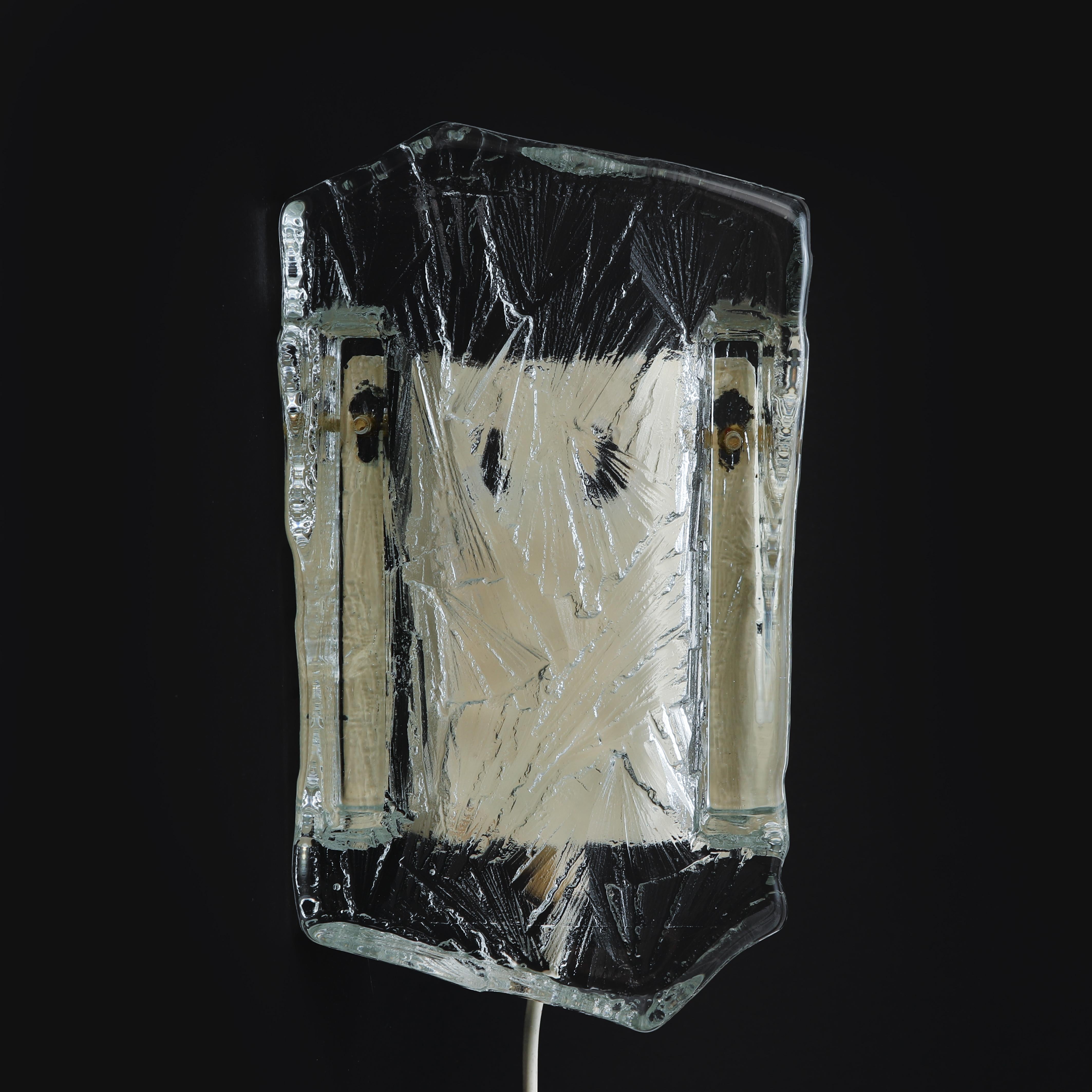 Wall lamps Glass model 'ICE' marked NAFA 484, Nybro Armaturfabrik. 1960s. In Good Condition For Sale In Paris, FR