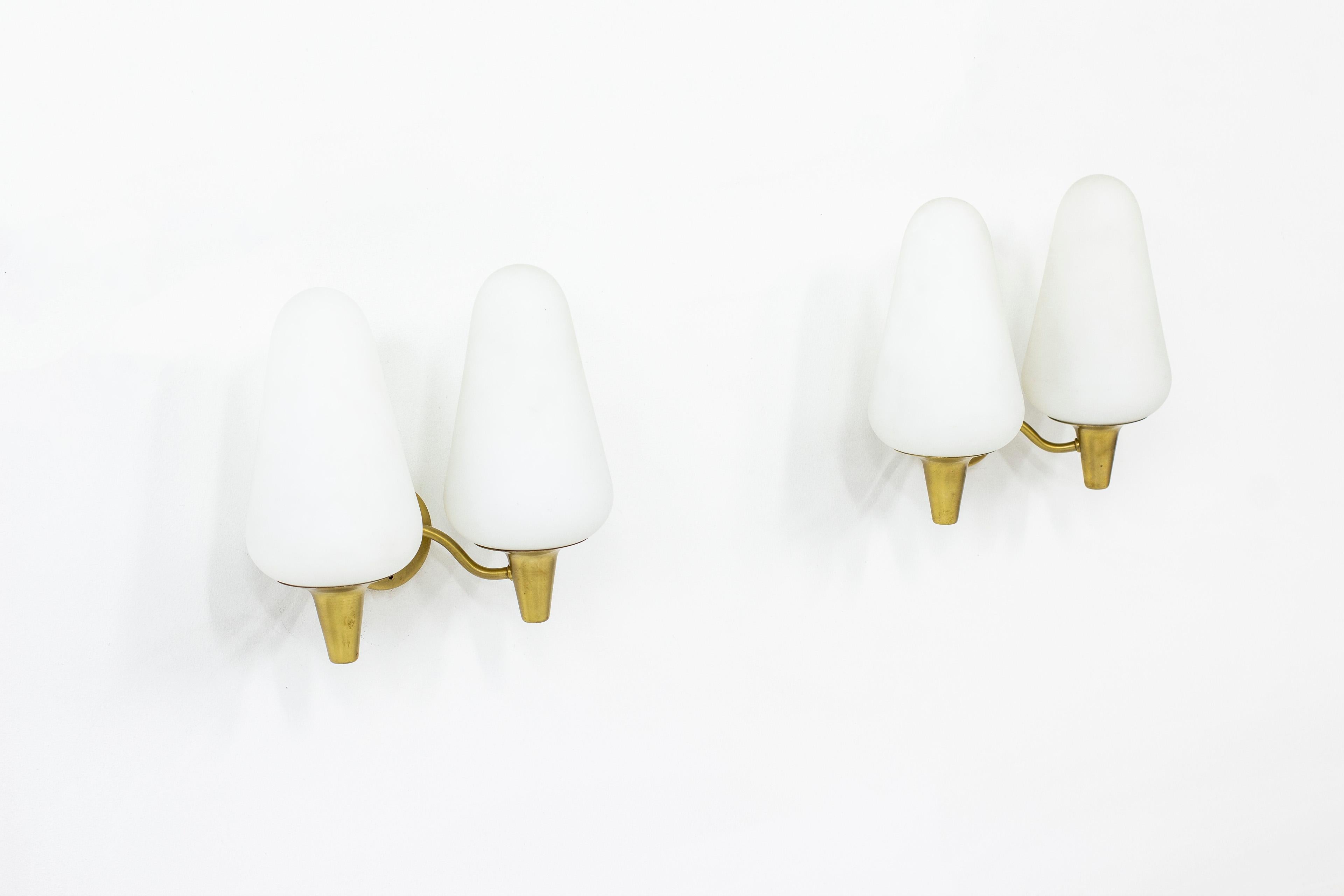 Mid-20th Century Wall Lamps in Brass and Glass by Böhlmarks Lamp Fabric, Sweden For Sale