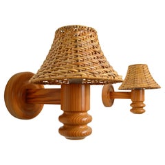 Lampade da parete in pino con paralumi in canna di Solbackens Svarveri, Svezia, anni '70