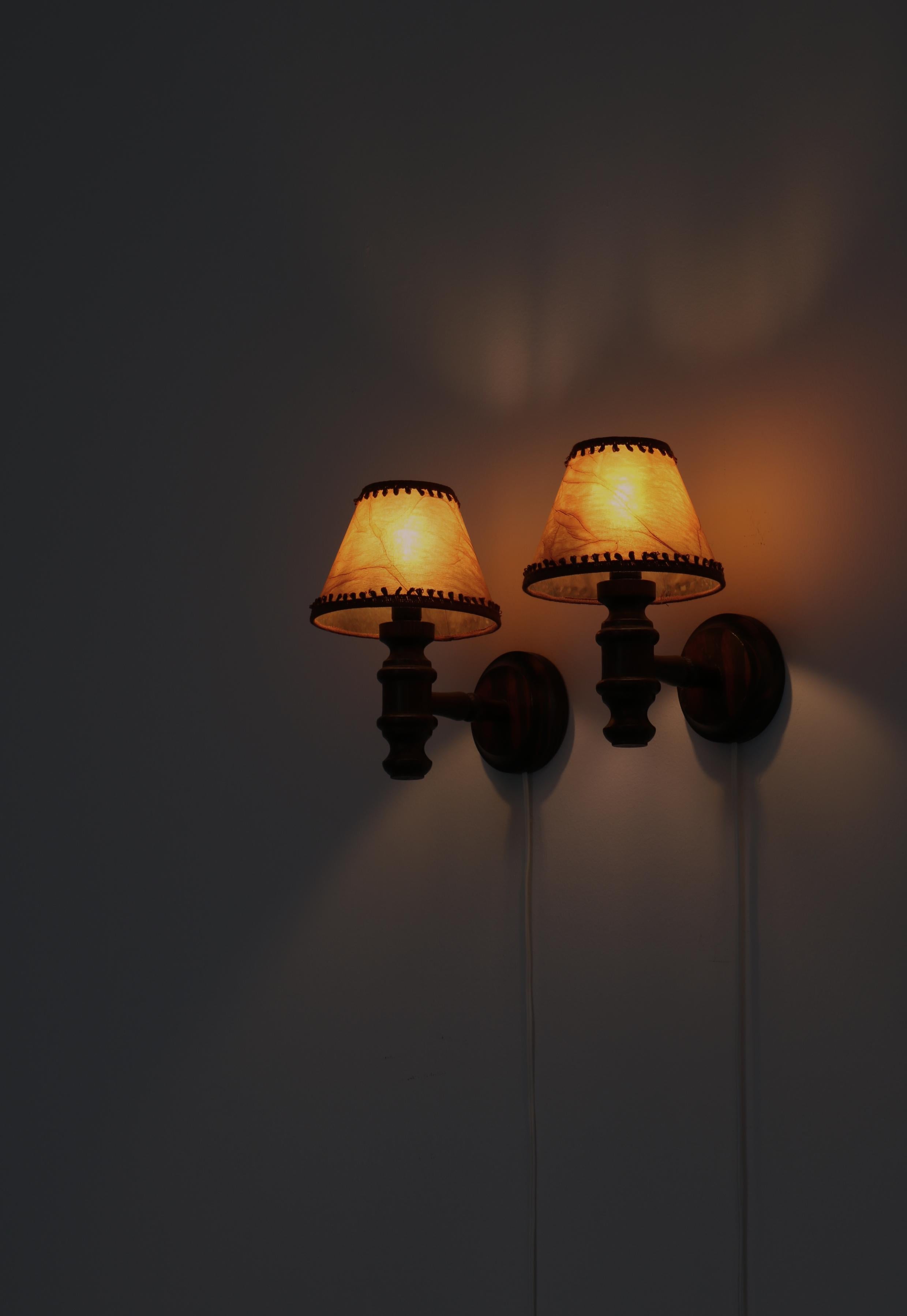 Wall Lamps in Stained Pine and Faux Leather Shades, Denmark, 1950s For Sale 4