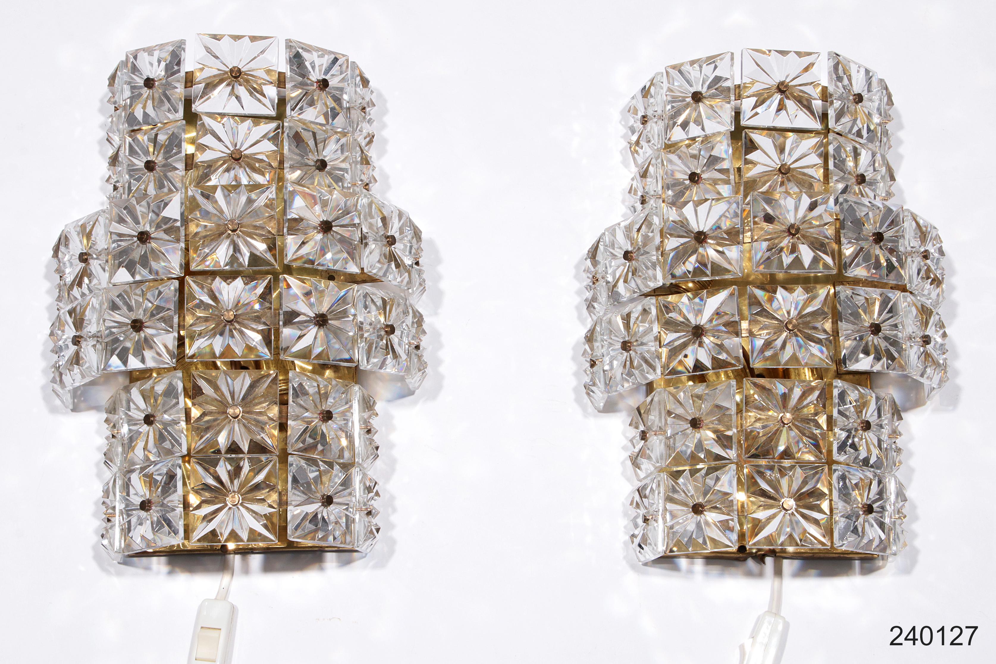 Wall lamps Scandinavia set of 2, gold-colored with glass plates, 1960 5
