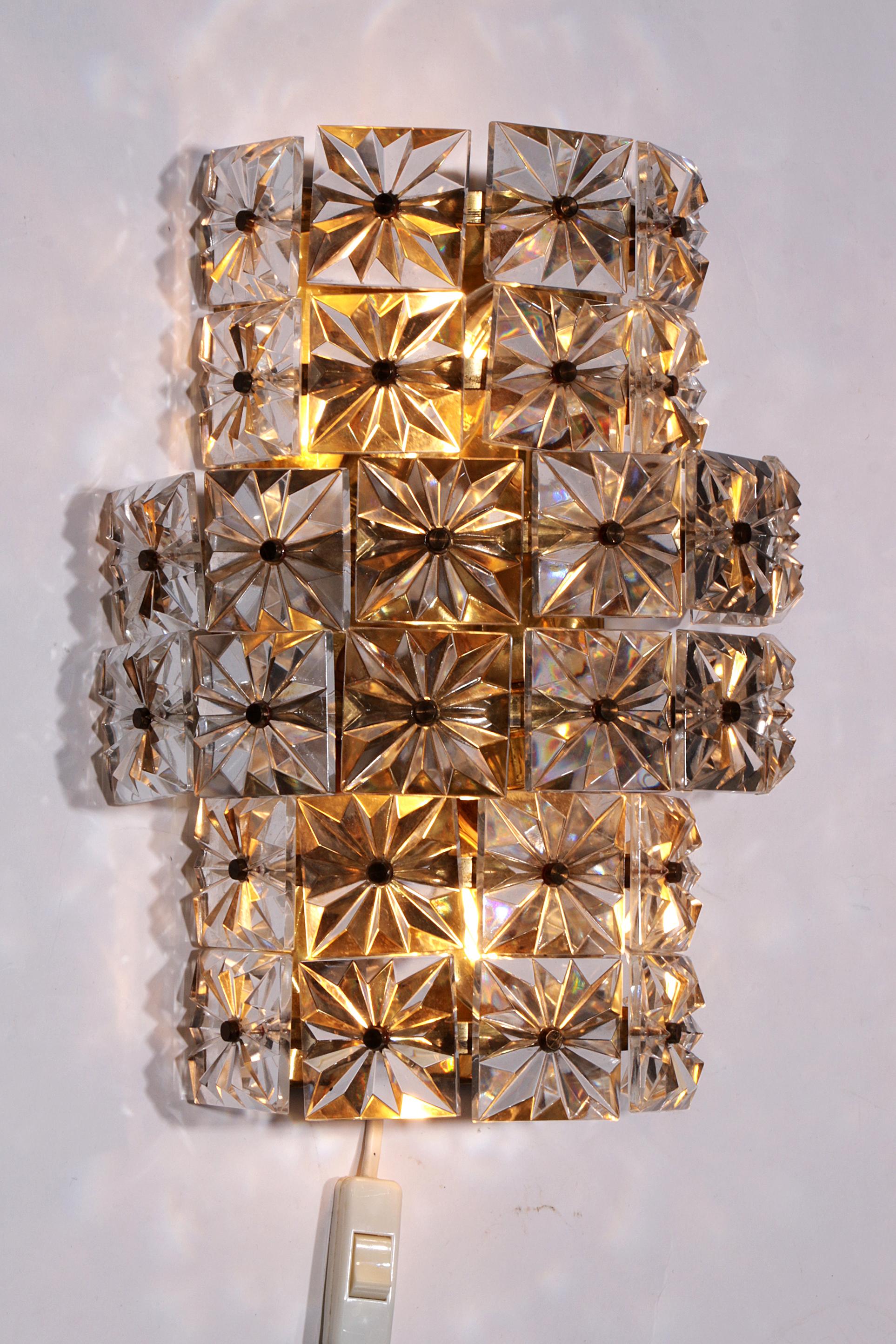 Wall lamps Scandinavia set of 2, gold-colored with glass plates, 1960 In Excellent Condition In Oostrum-Venray, NL