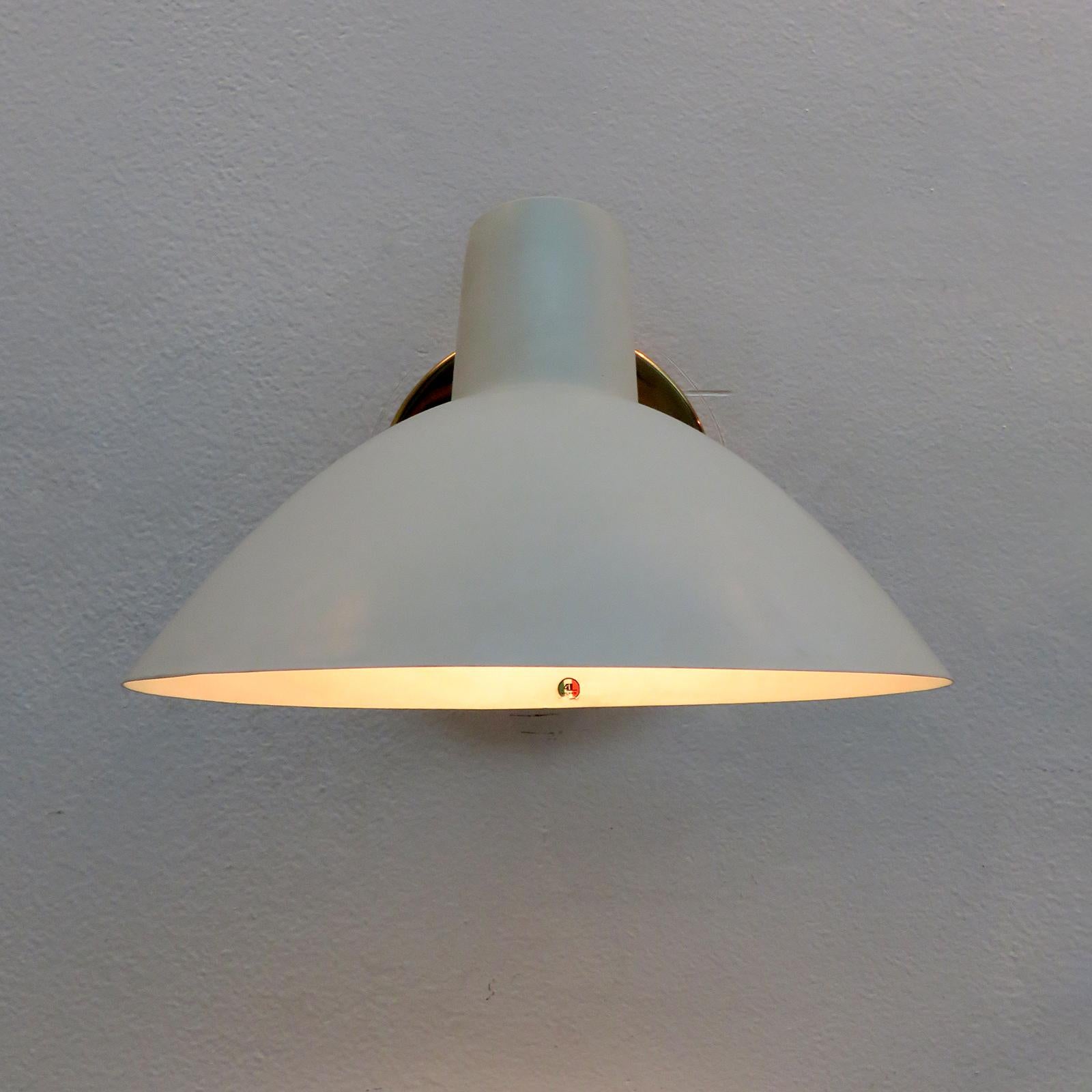 Wall Light by Vittoriano Viganò for Arteluce, 1950 For Sale 2