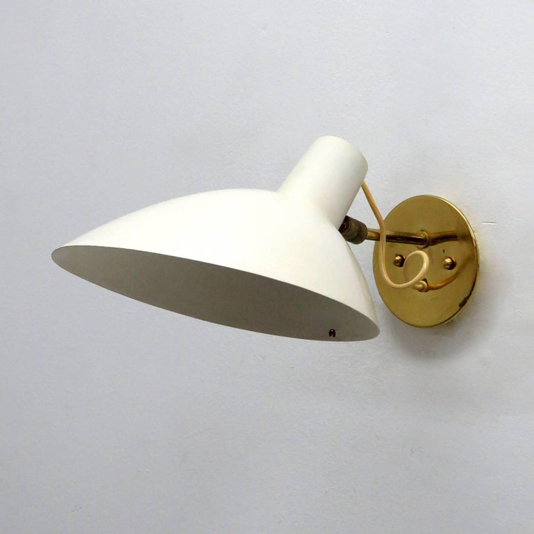 Mid-Century Modern Wall Light by Vittoriano Viganò for Arteluce, 1950 For Sale