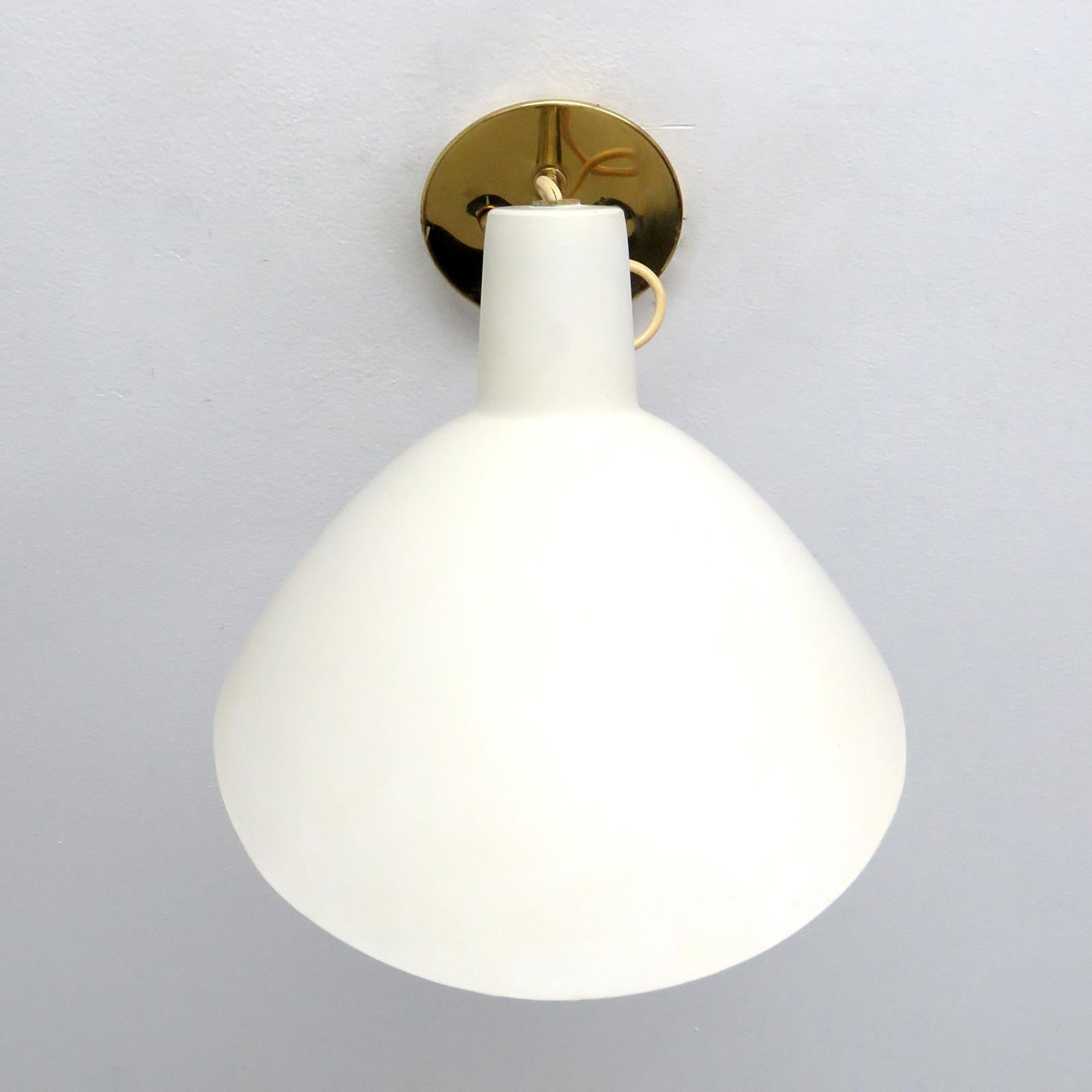 Enameled Wall Light by Vittoriano Viganò for Arteluce, 1950 For Sale