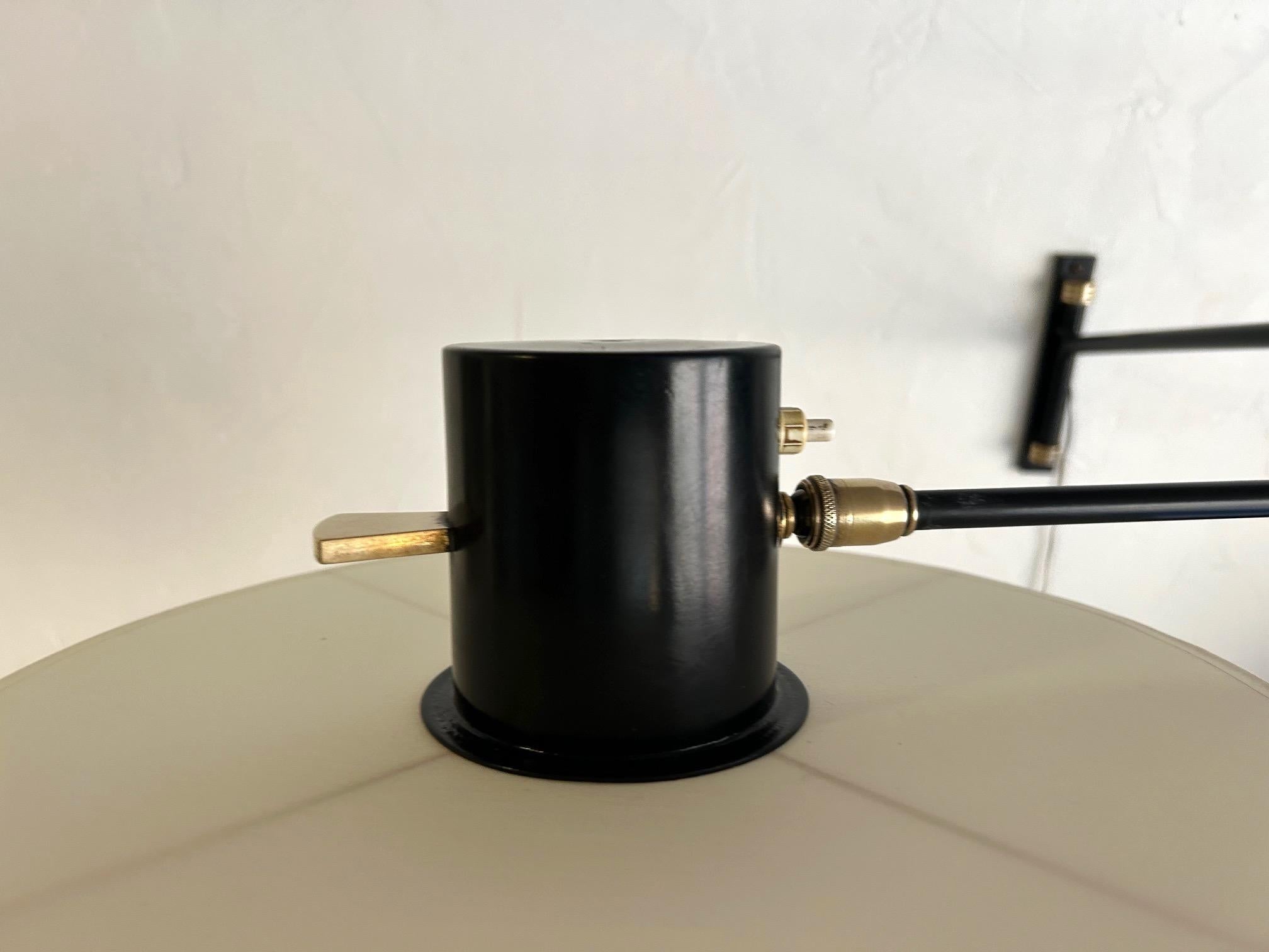 20ième siècle Applique de la Maison Lunel datant des années 50 (période même de Boris Lacroix) en vente