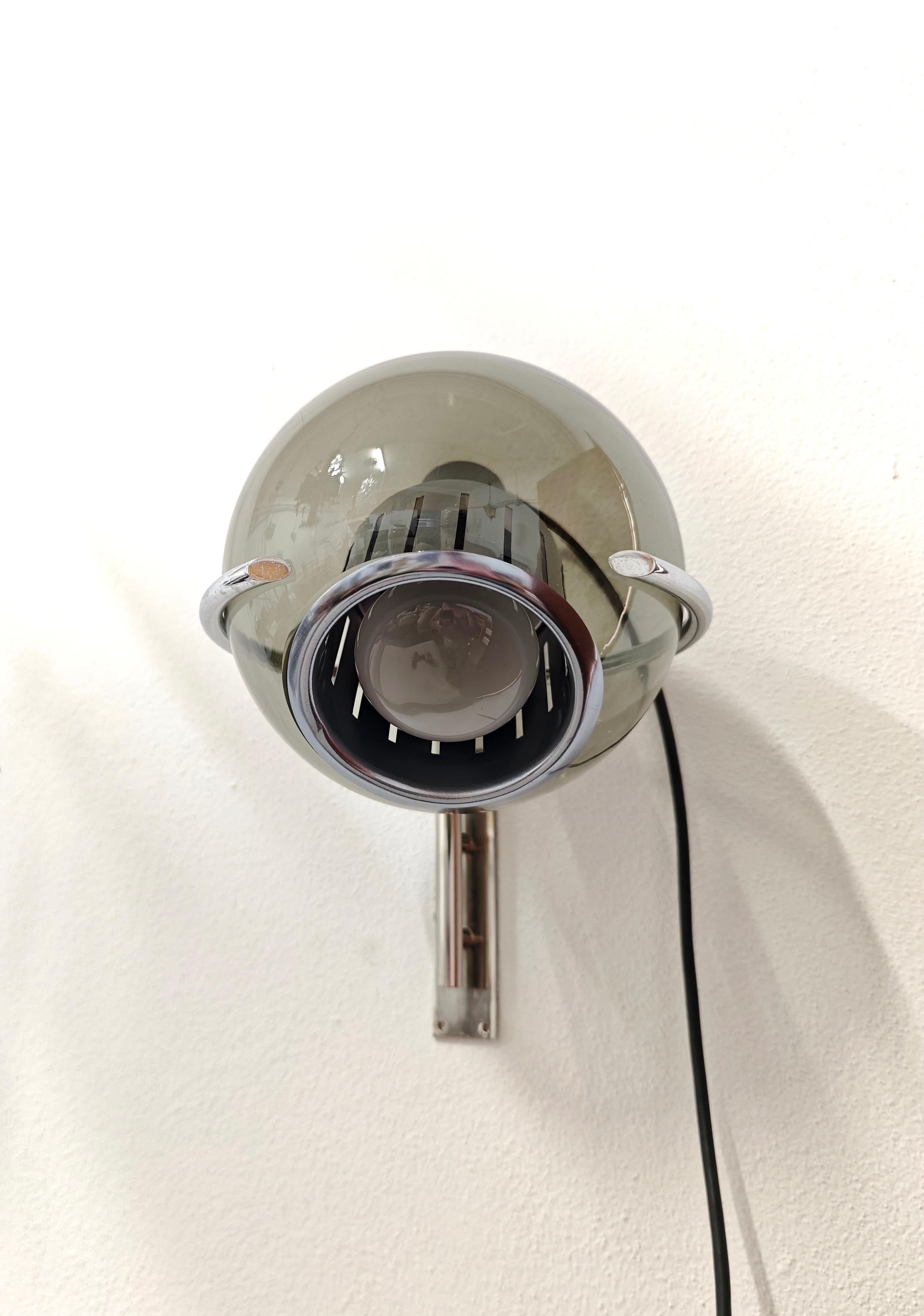 Wall Light in Glass Brass and Chromed Steel  L. Caccia Dominioni style Italy 60s For Sale 3