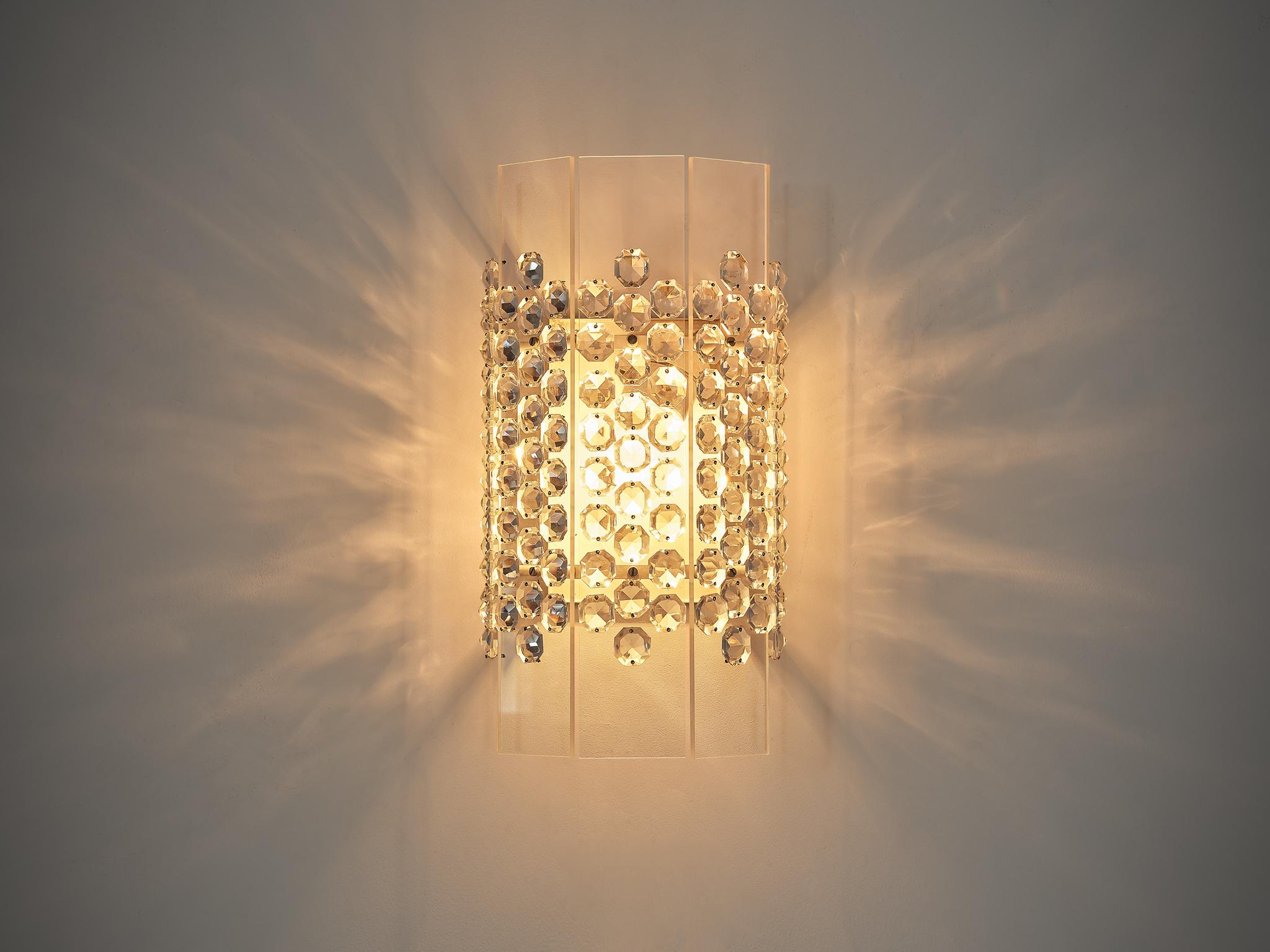 Wall Light in Lucite and Glass  In Good Condition For Sale In Waalwijk, NL