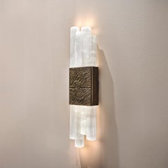 Aplique-JIG, Bronce fundido con selenita, Galería Cinabre