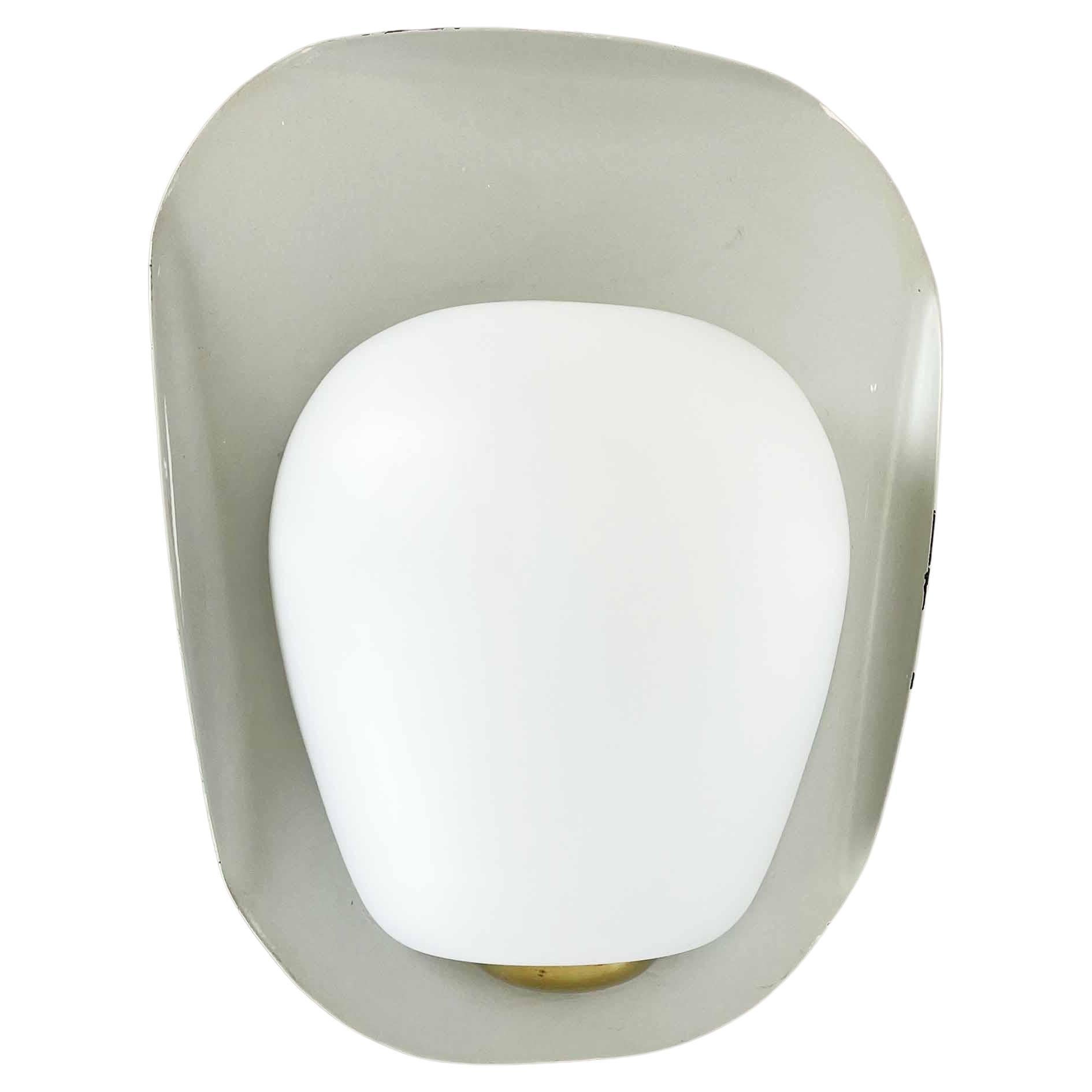 Wall Light Model "Shell" by Wilhelm Wagenfeld, Peill + Putzler, Germany, 1950 For Sale