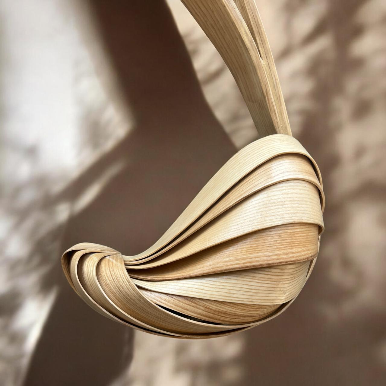 Organico moderno Lampada da parete n. 001 - di Raka Studio - Illuminazione Bentwood in vendita